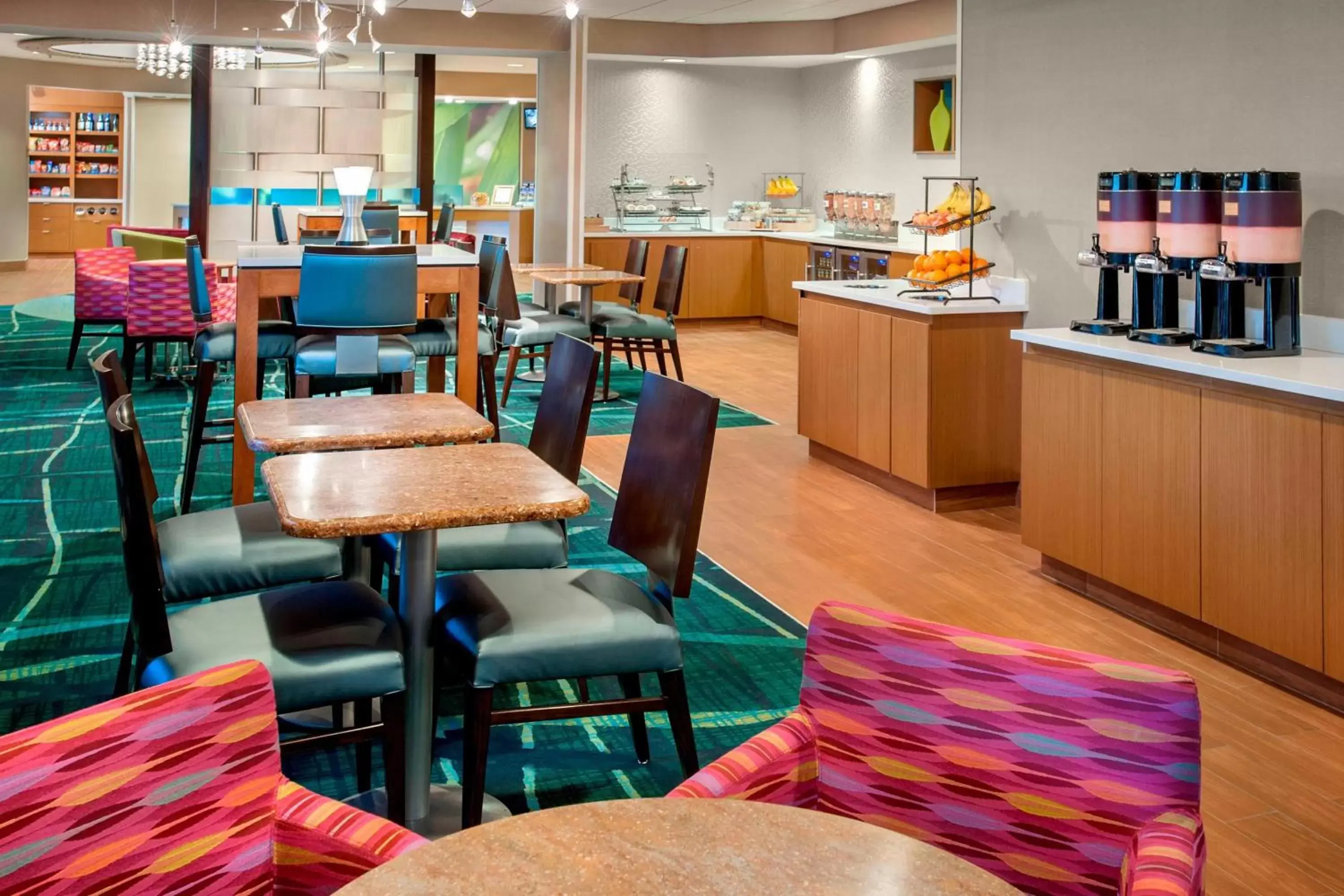 Breakfast, Restaurant/Places to Eat in SpringHill Suites by Marriott Philadelphia Willow Grove