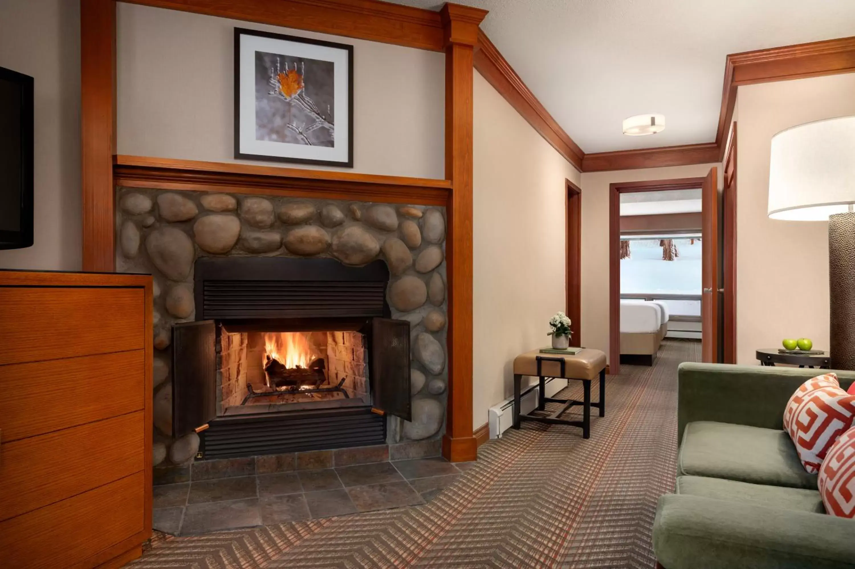 Communal lounge/ TV room, Seating Area in Fairmont Jasper Park Lodge