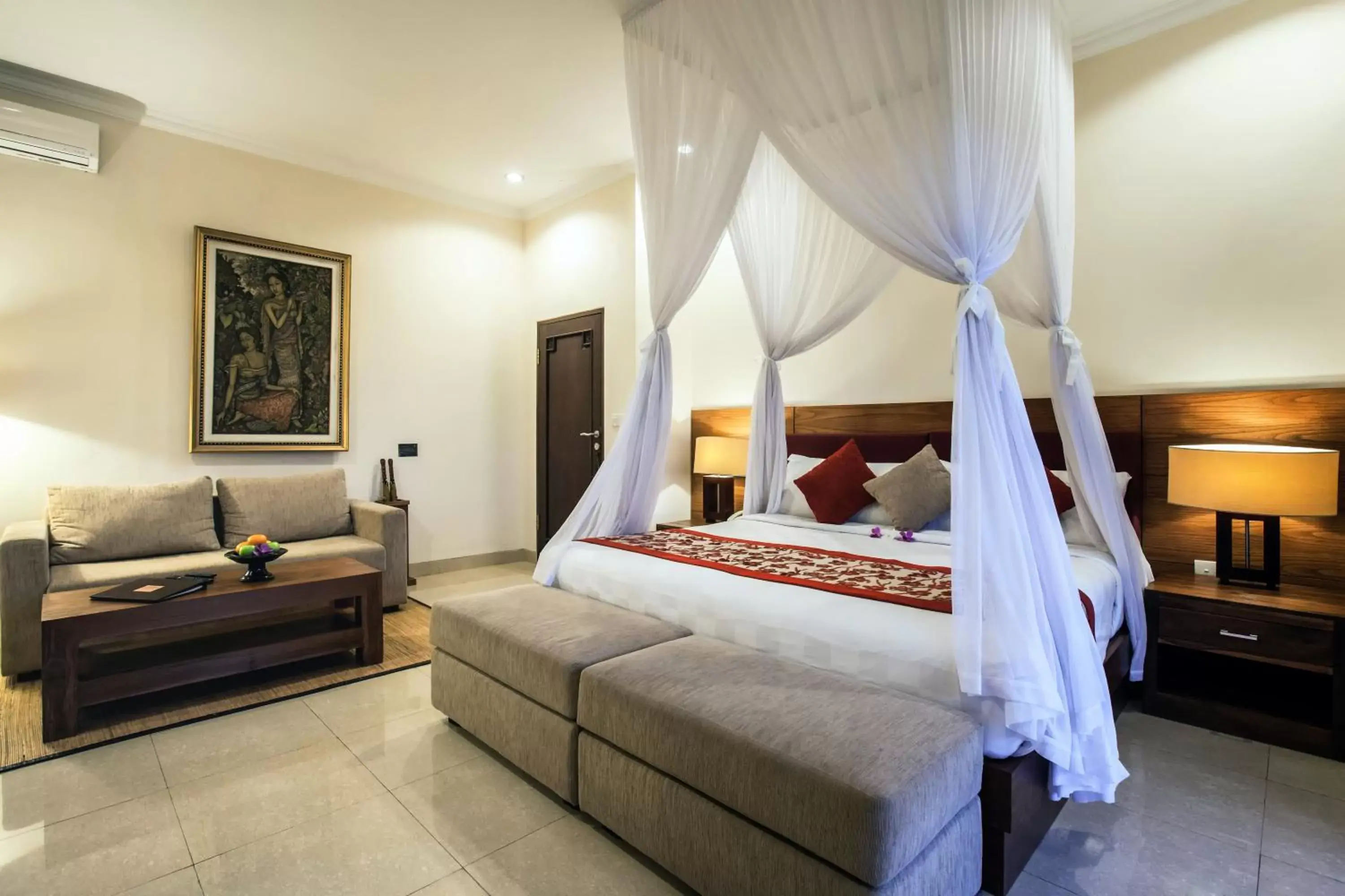 Bedroom, Bed in Bebek Tepi Sawah Restaurant & Villas