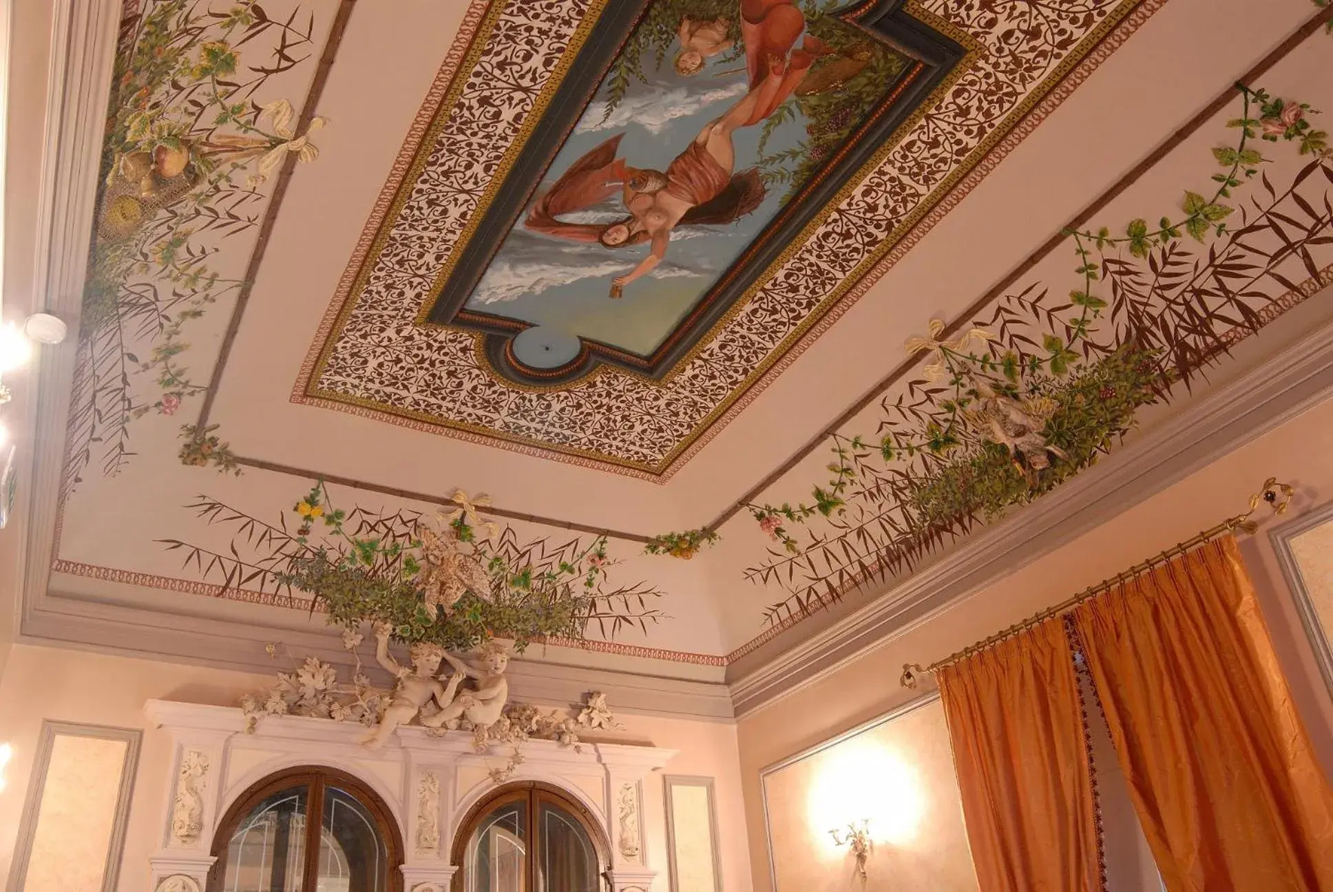 Decorative detail in Hotel Gresi