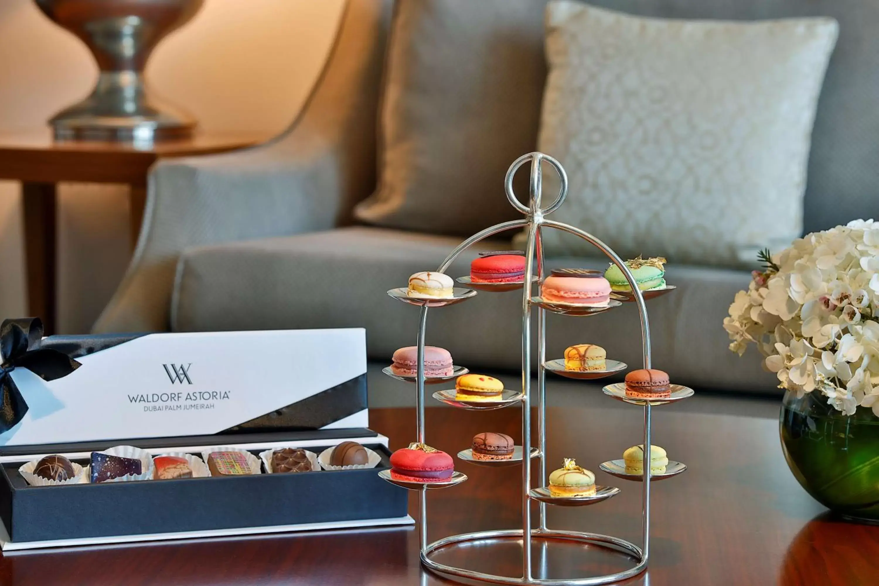 Restaurant/places to eat in Waldorf Astoria Dubai Palm Jumeirah