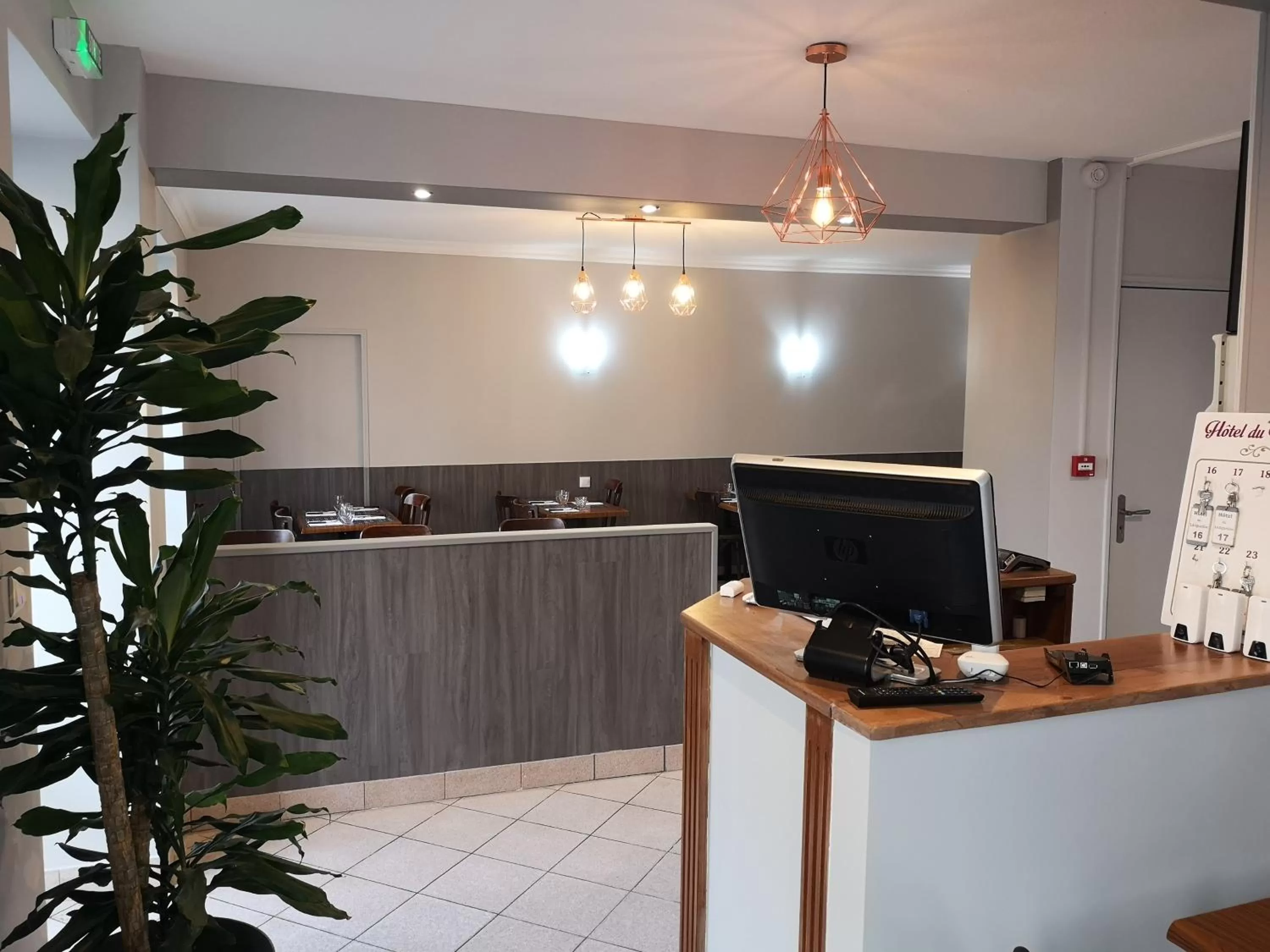 Breakfast in Hotel du Languedoc