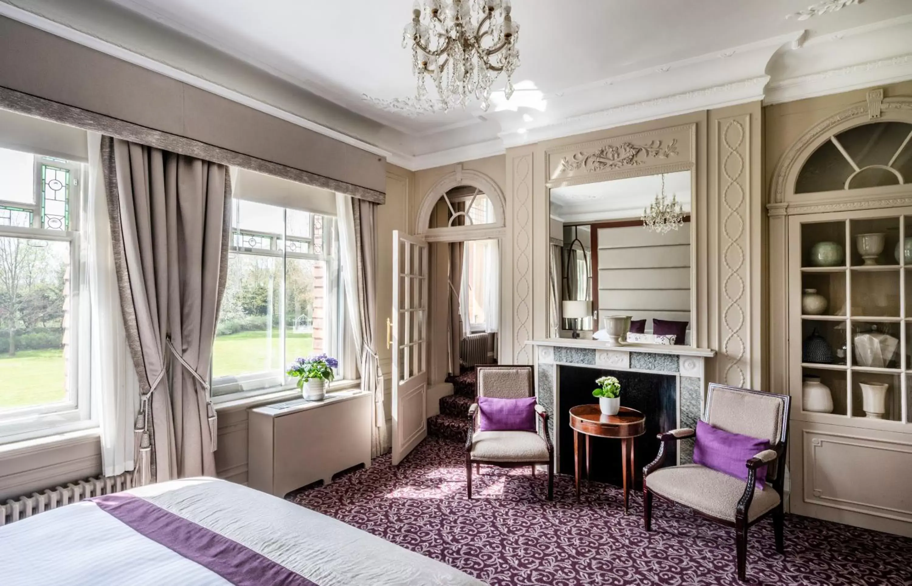 Bedroom, Seating Area in Woodlands Park Hotel