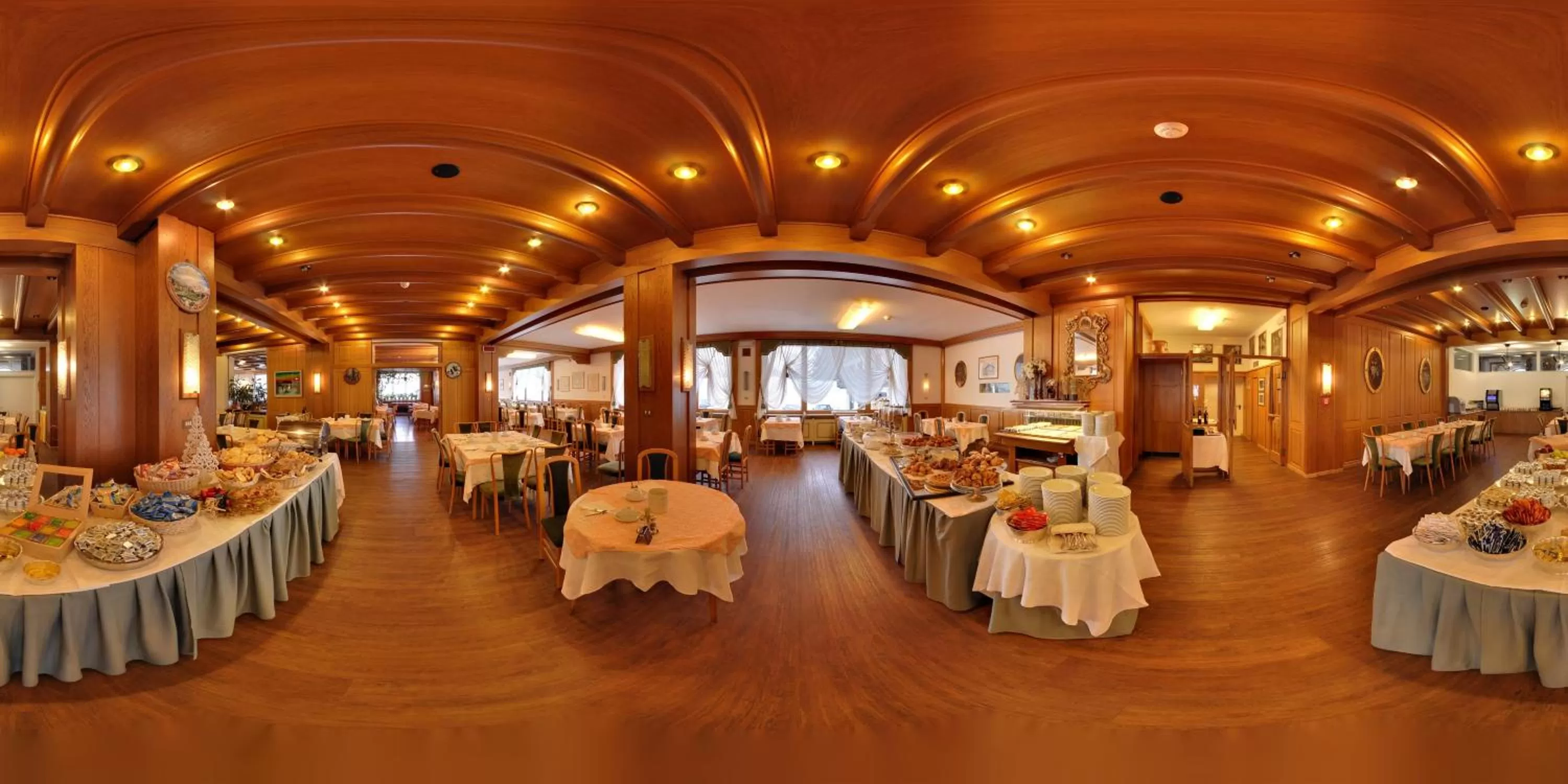 Restaurant/places to eat in Hotel Villa Argentina