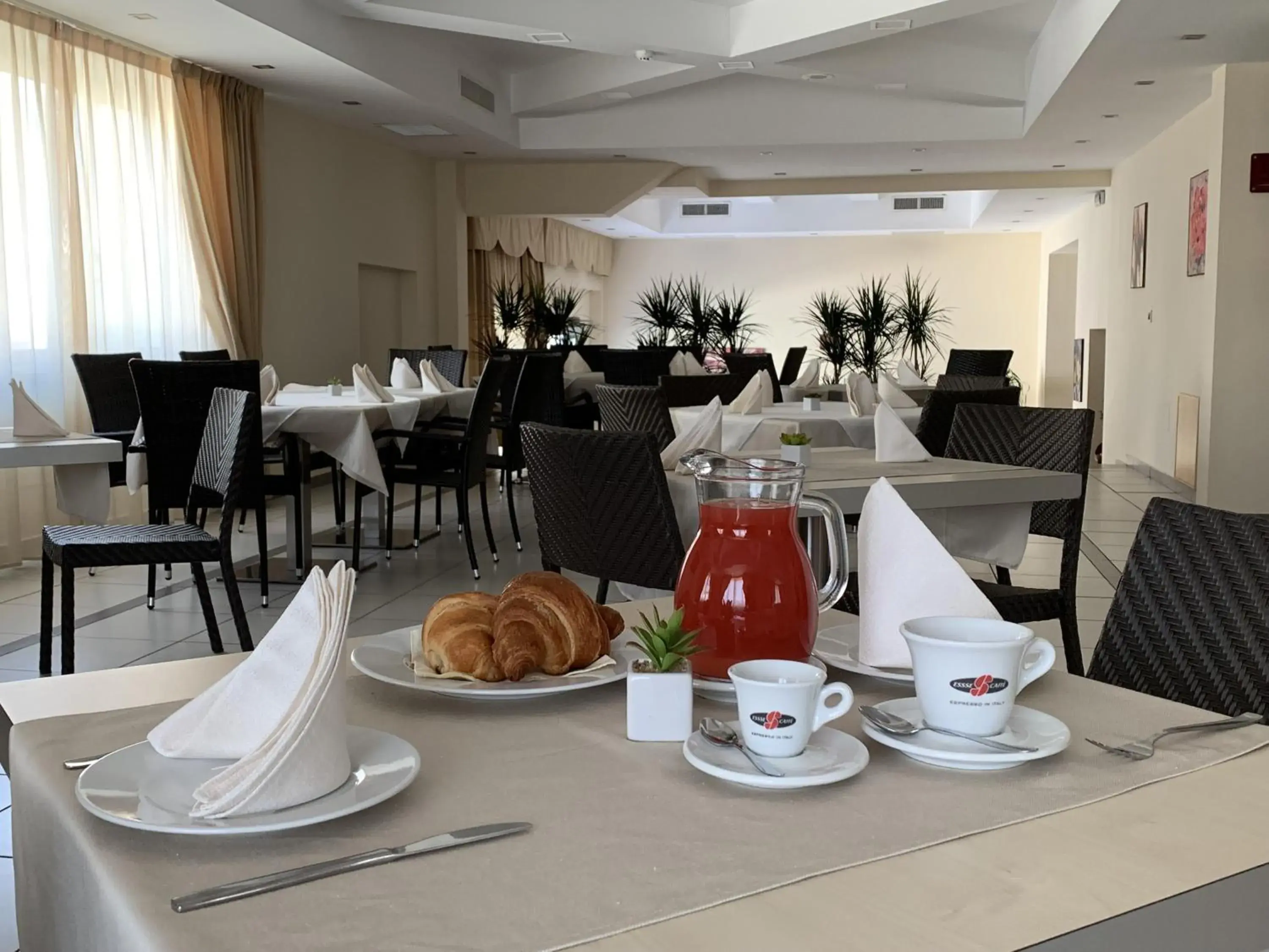 Restaurant/Places to Eat in Hotel Palace Gioia Tauro