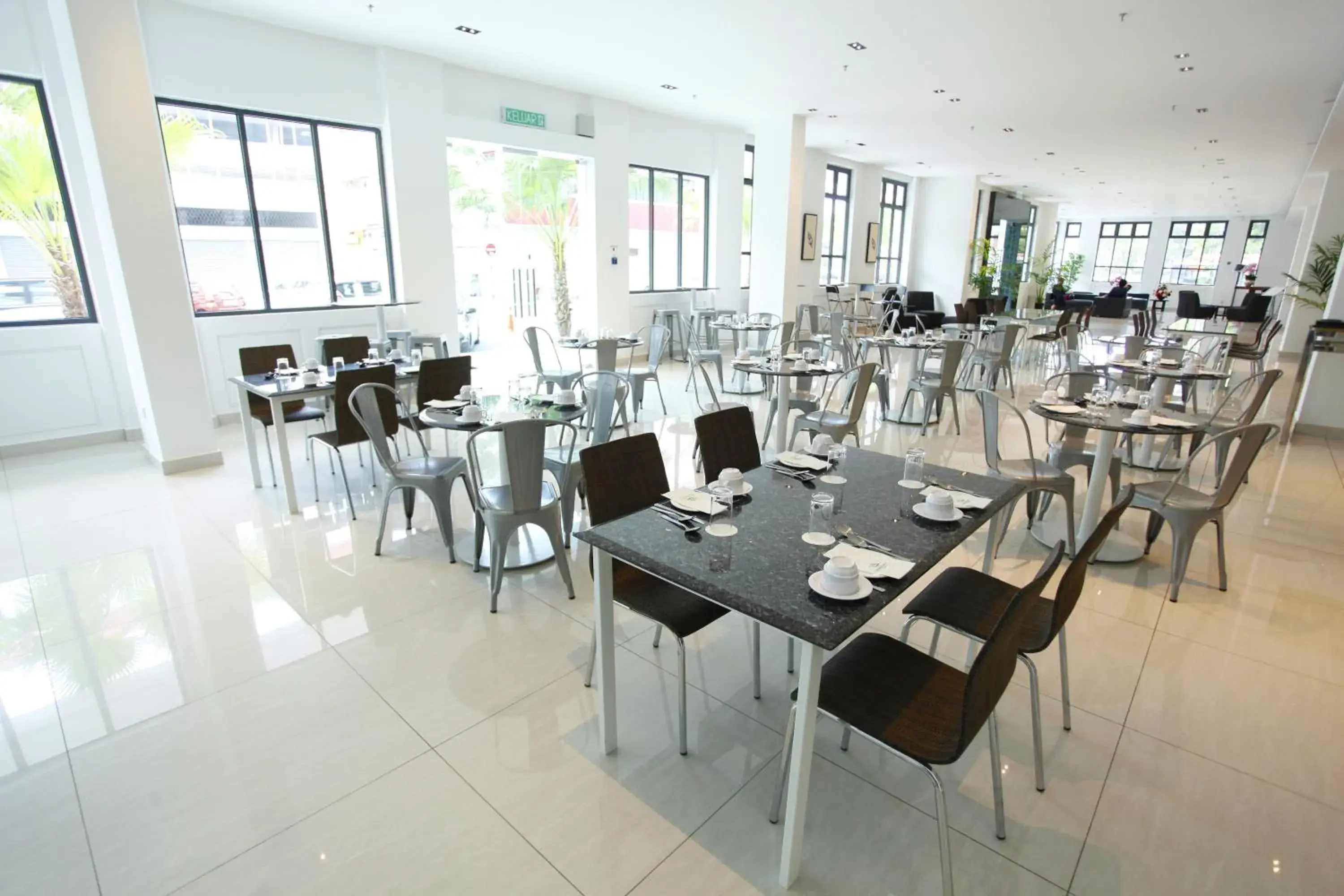 Restaurant/Places to Eat in Cathayana Hotel Kuantan