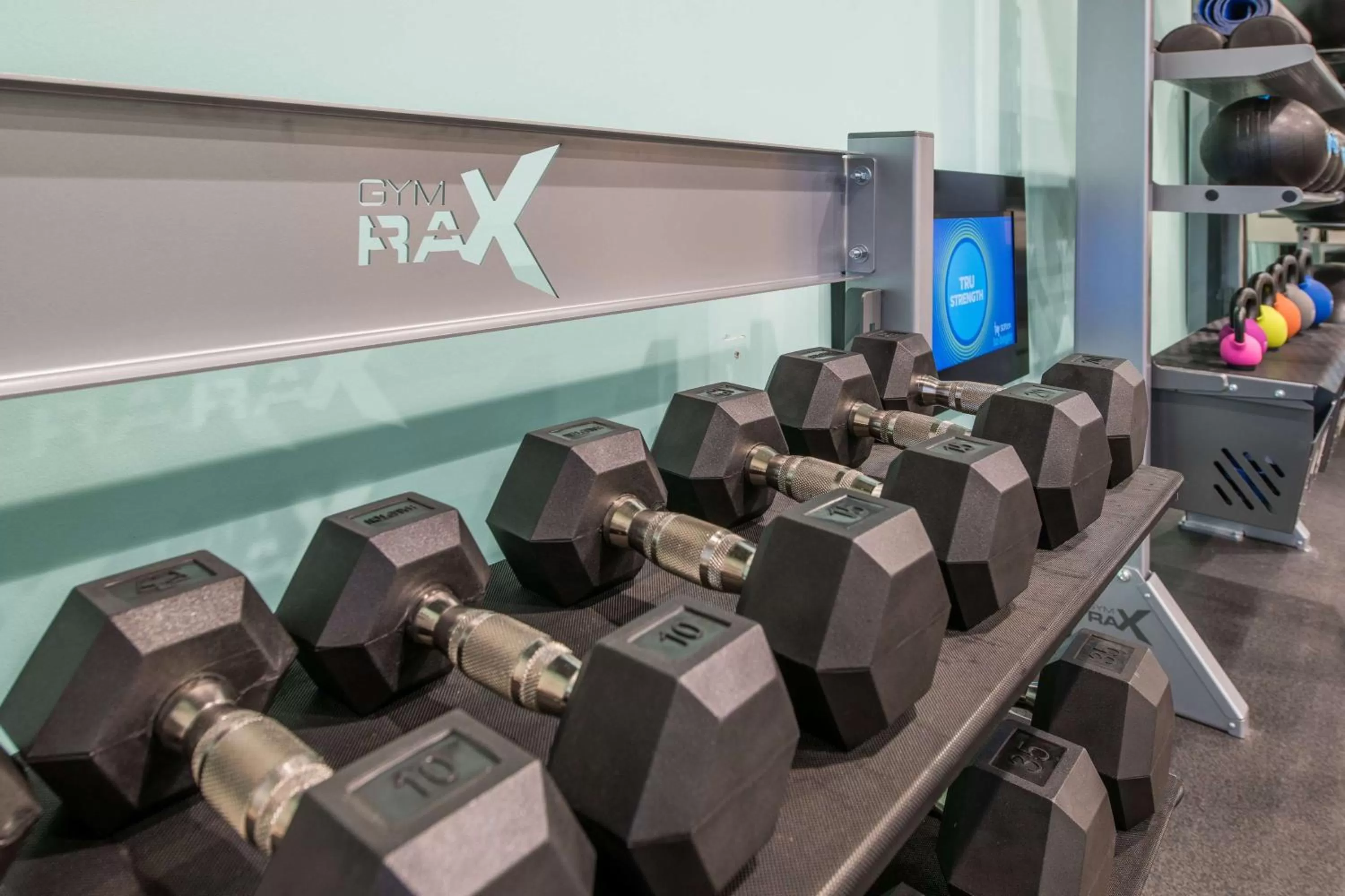 Fitness centre/facilities in Tru by Hilton Fayetteville I-95