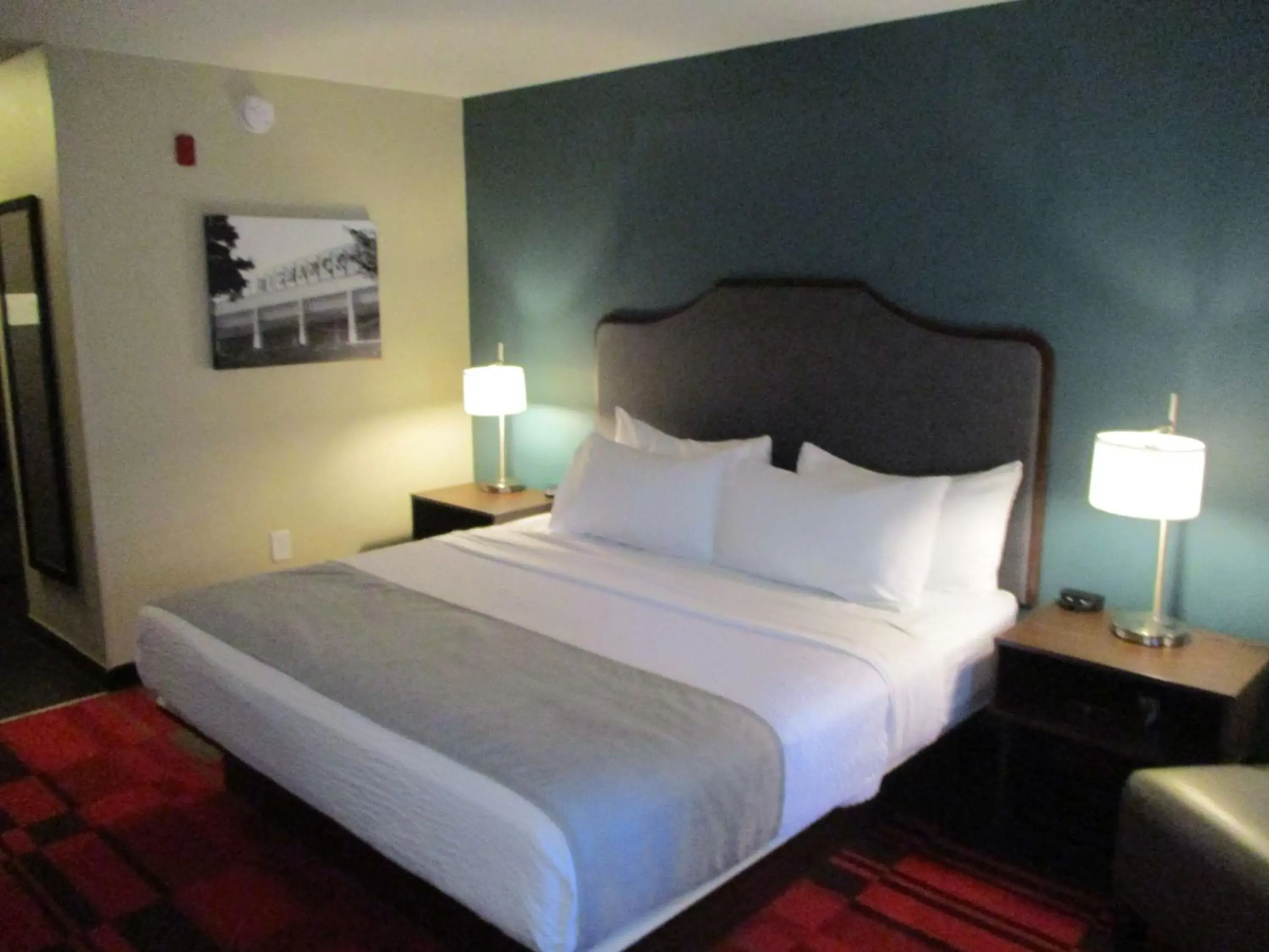 Bedroom, Bed in Best Western Roosevelt Place