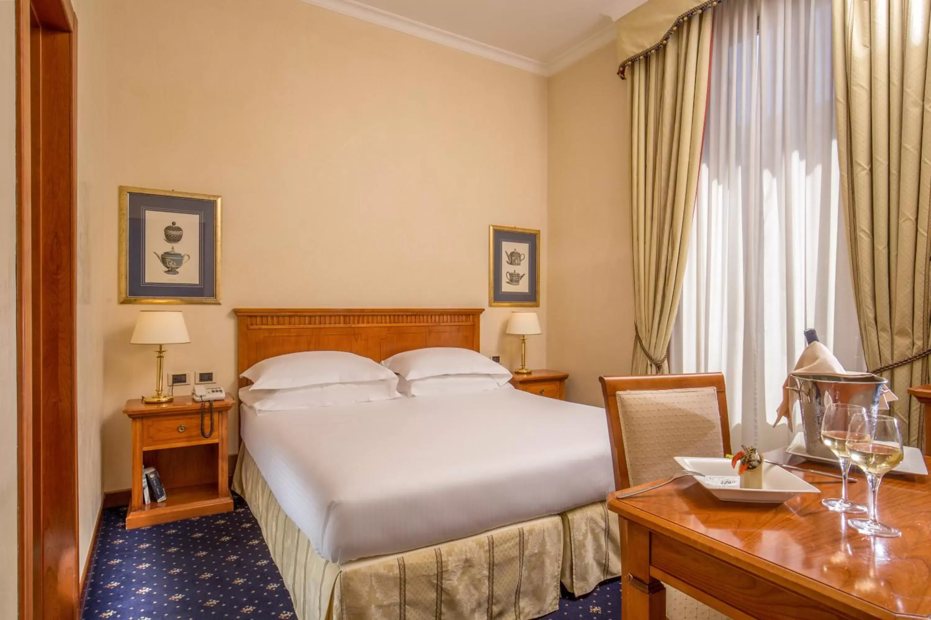 Bedroom, Bed in UNAWAY Hotel Empire Roma