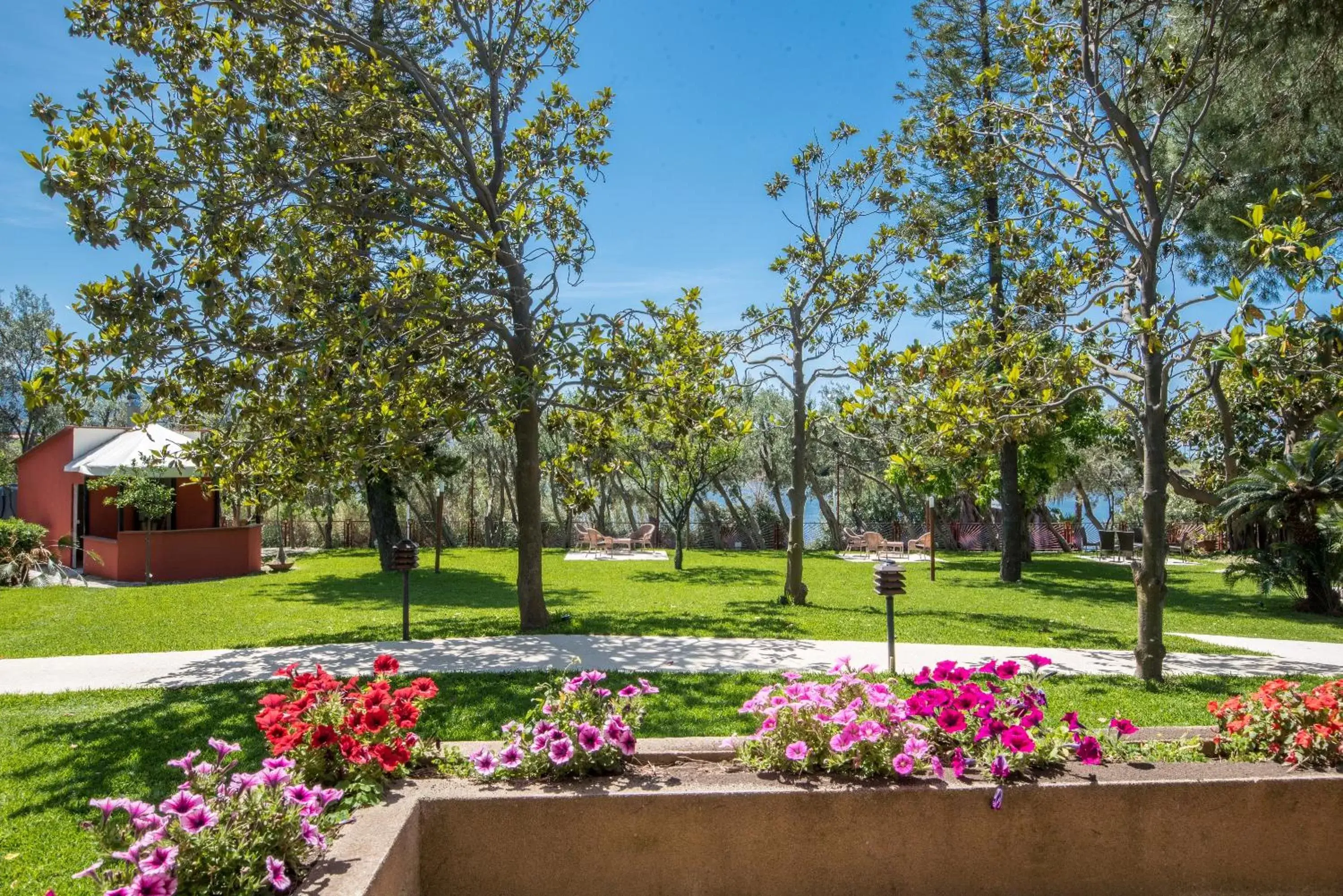 Garden in Villa Morgana Resort and Spa