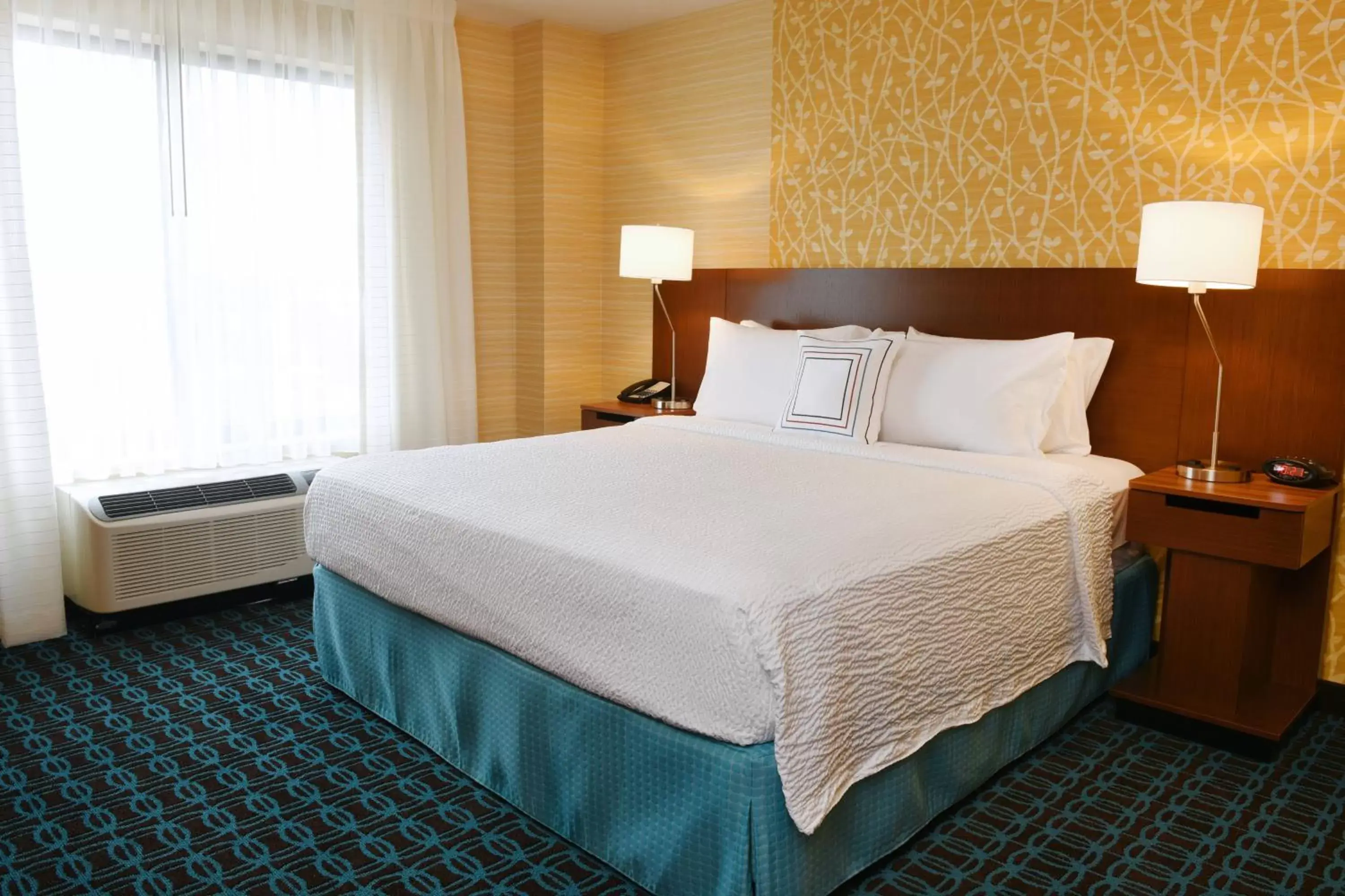 Photo of the whole room, Bed in Fairfield Inn & Suites by Marriott Omaha West