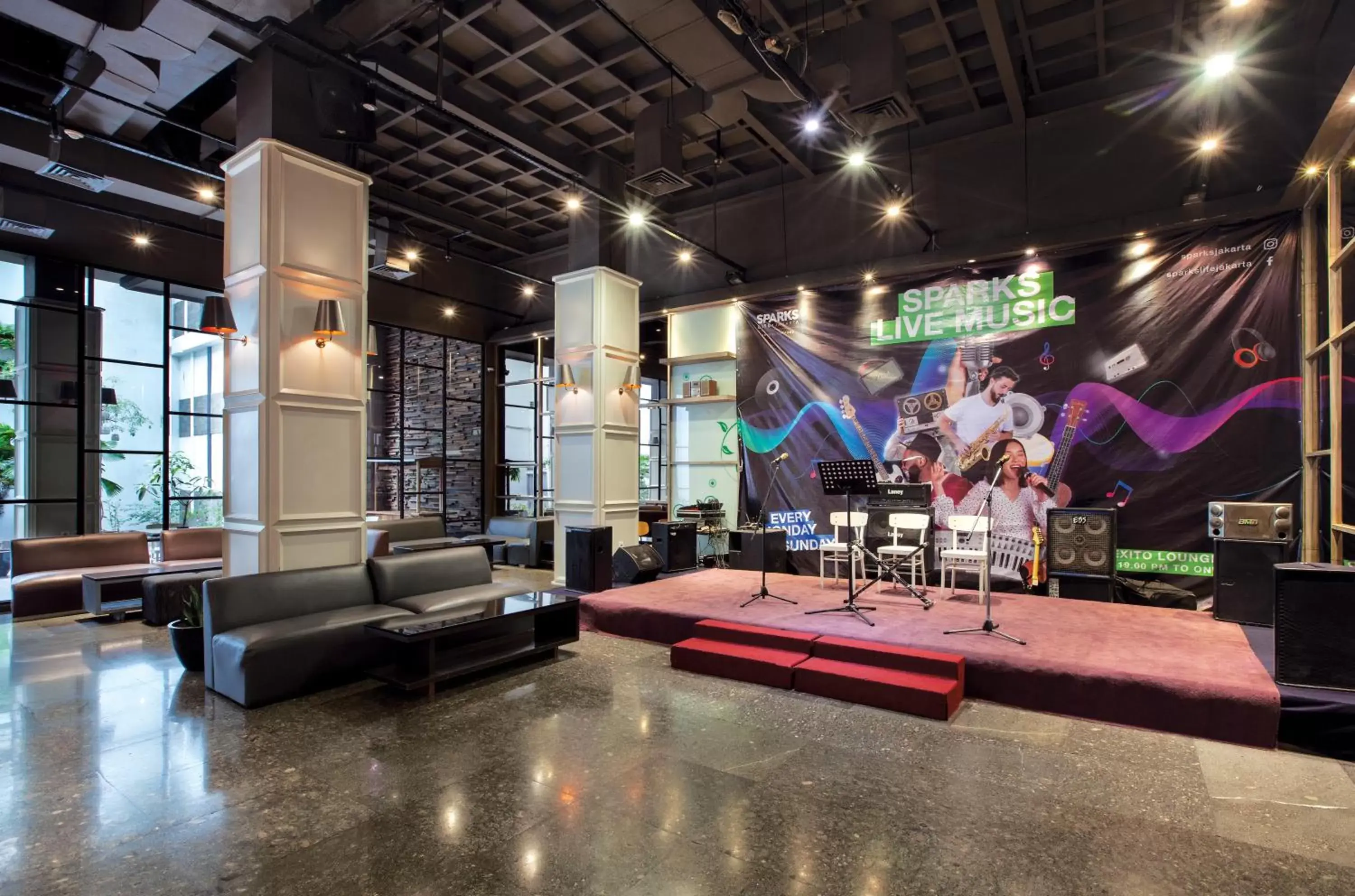 Lounge or bar, Lobby/Reception in Sparks Life Jakarta, ARTOTEL Curated