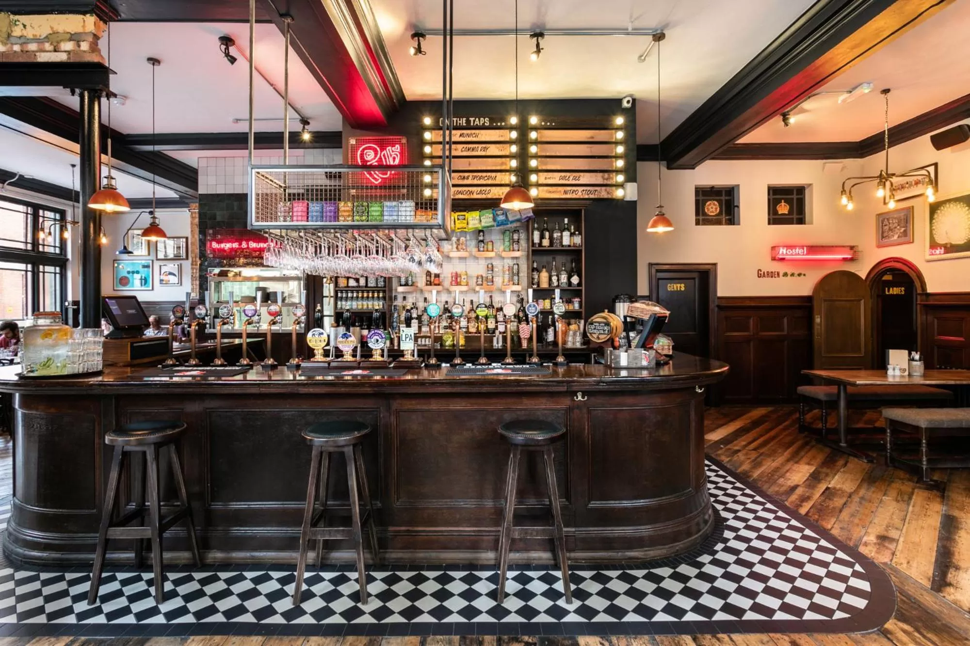 Lounge or bar in PubLove @ The Rose & Crown