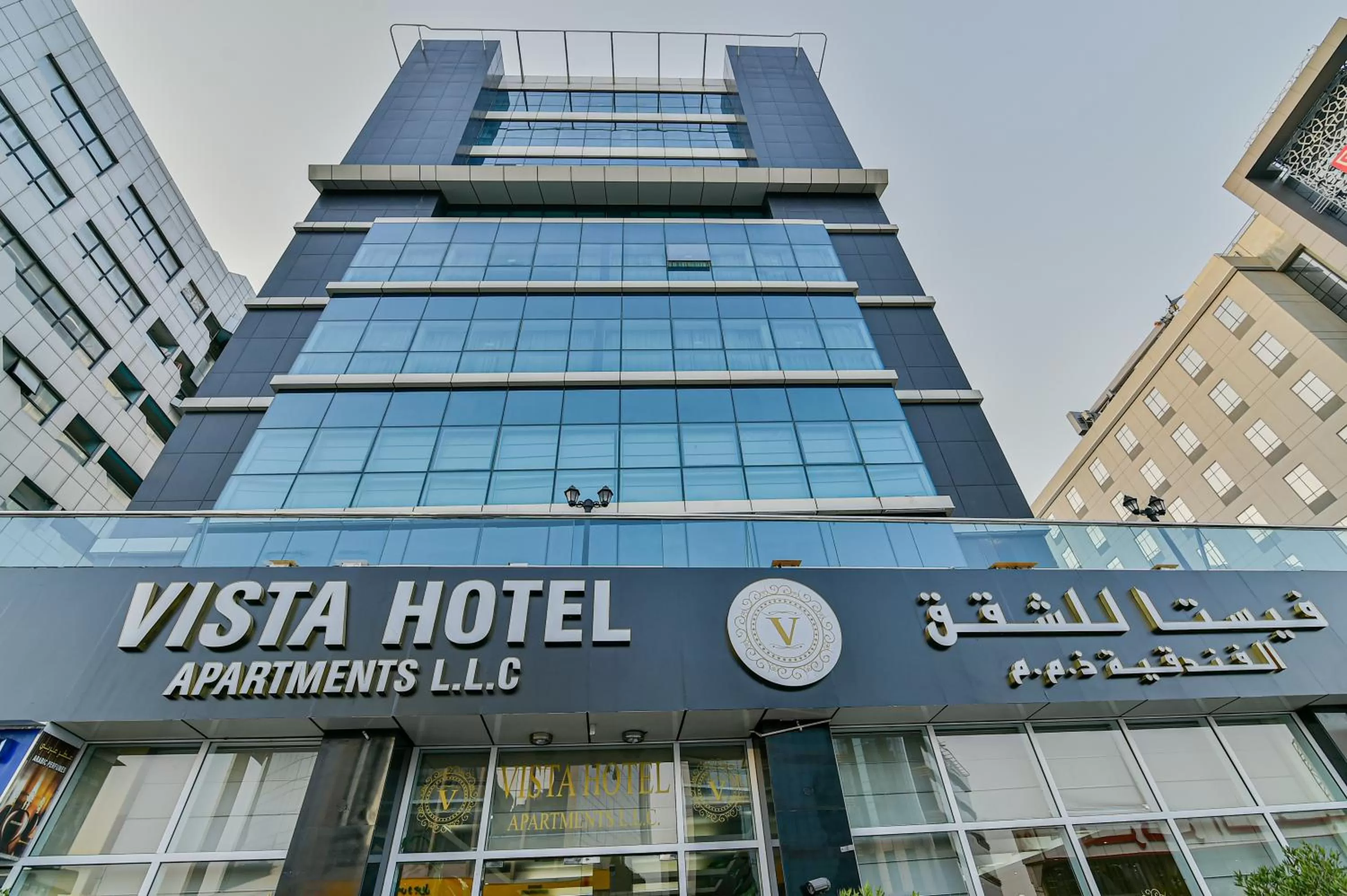 Property building in VISTA HOTEL APARTMENTS DELUXE