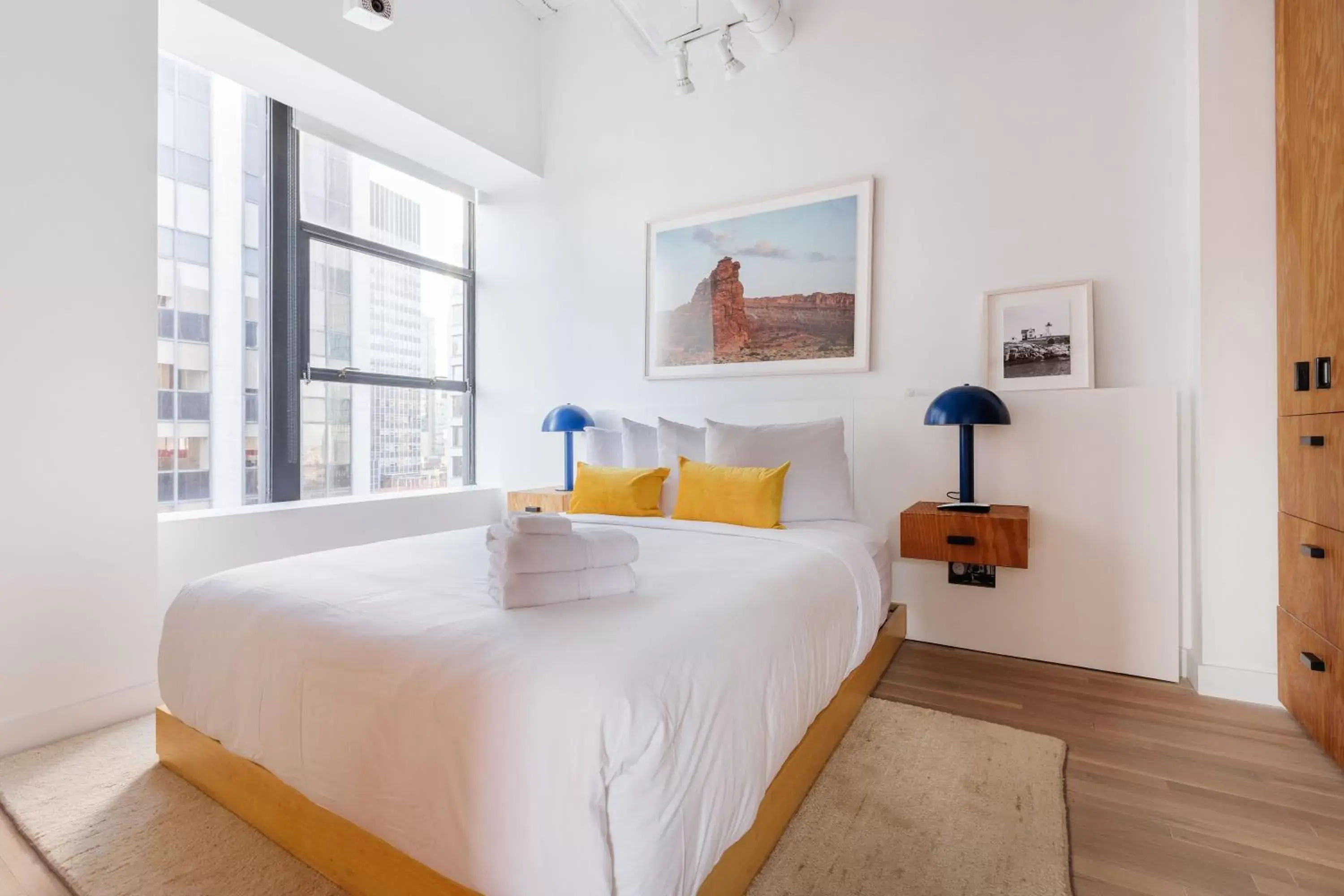 Bed in Placemakr Wall Street