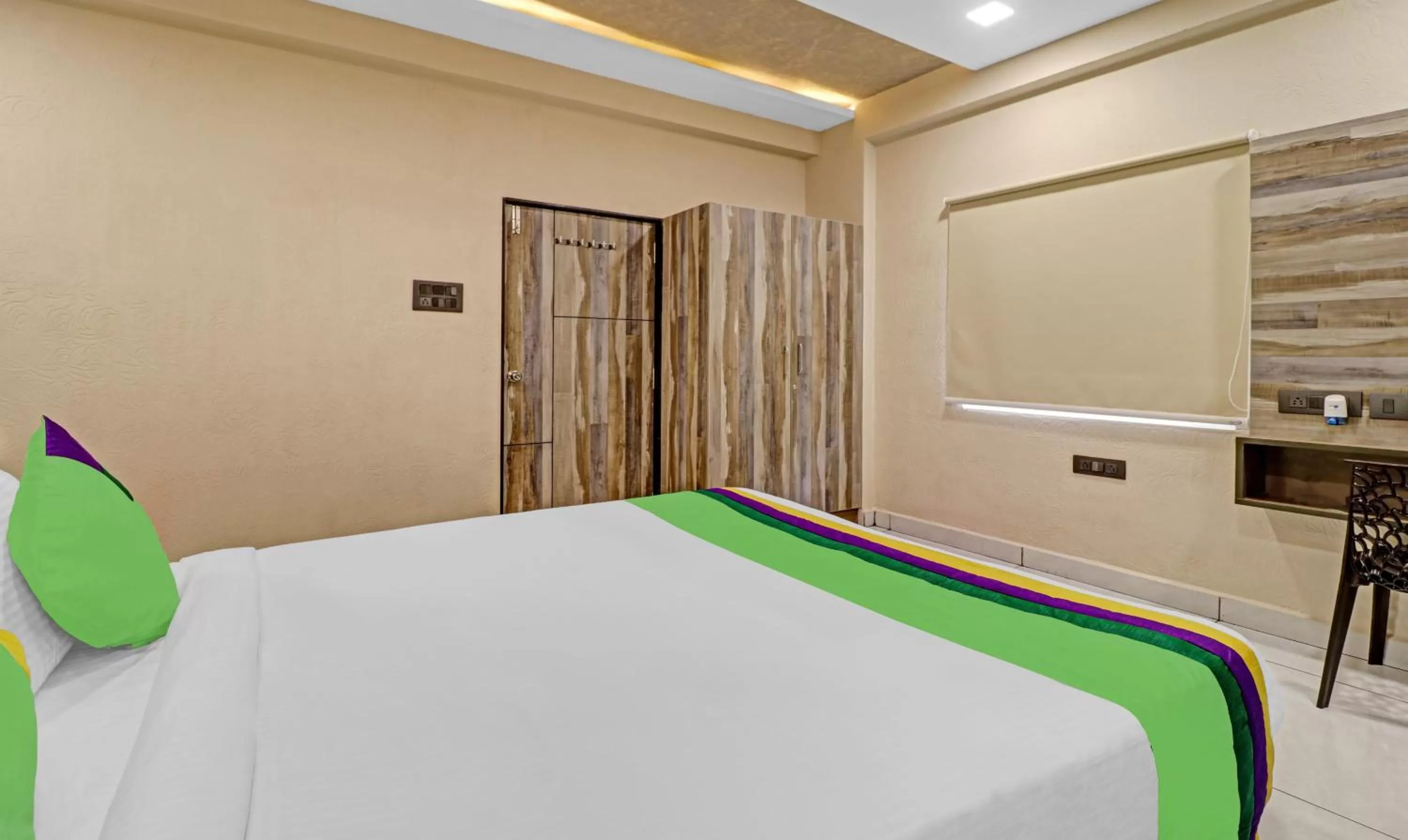 Bedroom, Bed in Treebo Seabreeze Comforts