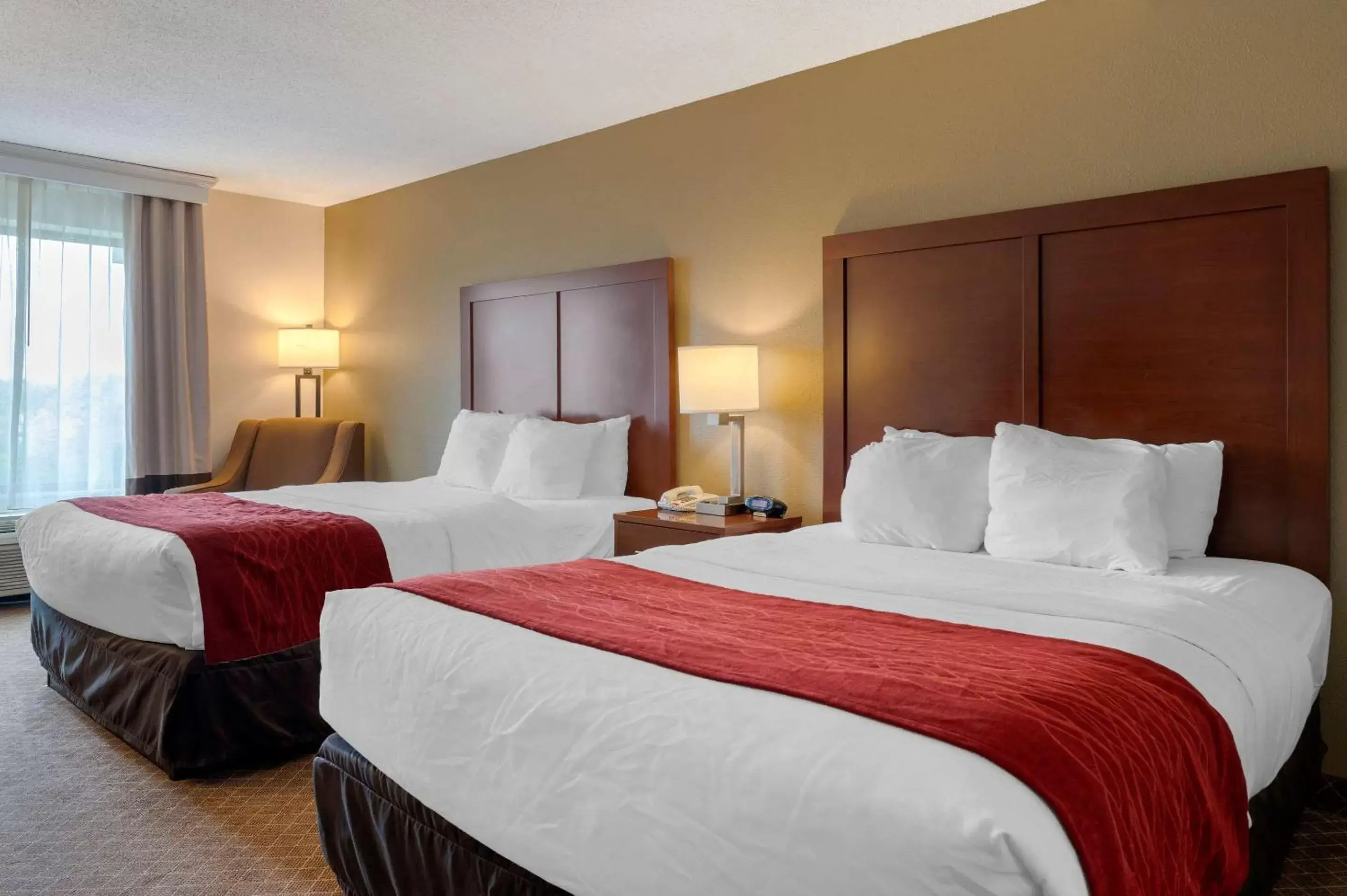 Photo of the whole room, Bed in Comfort Inn East Pickerington