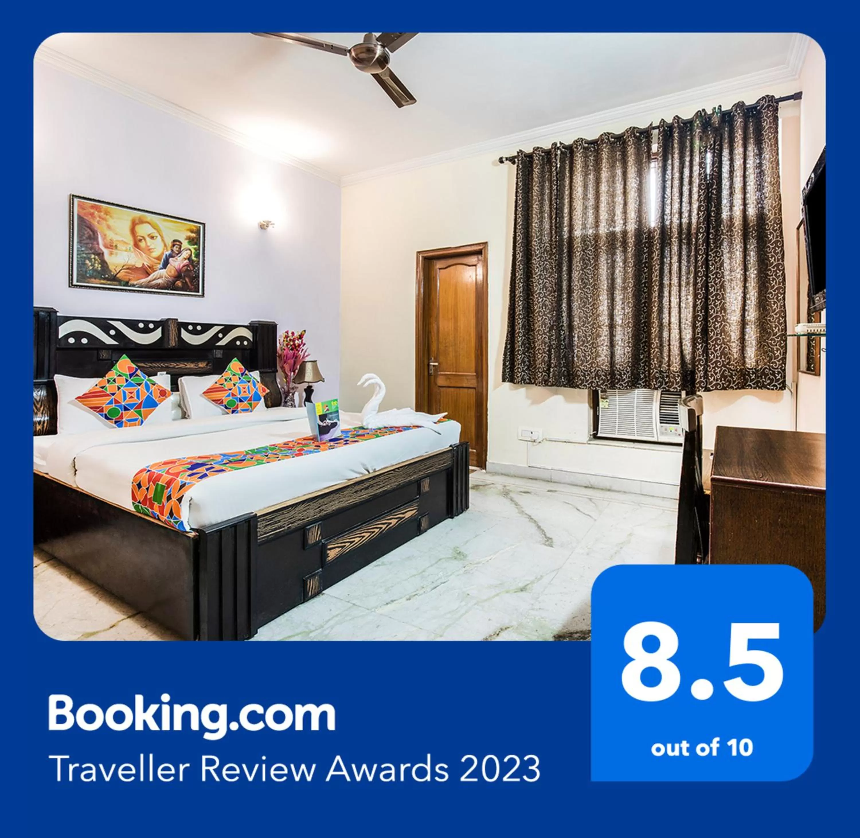 Living room in FabExpress IVY Inn Sector 35