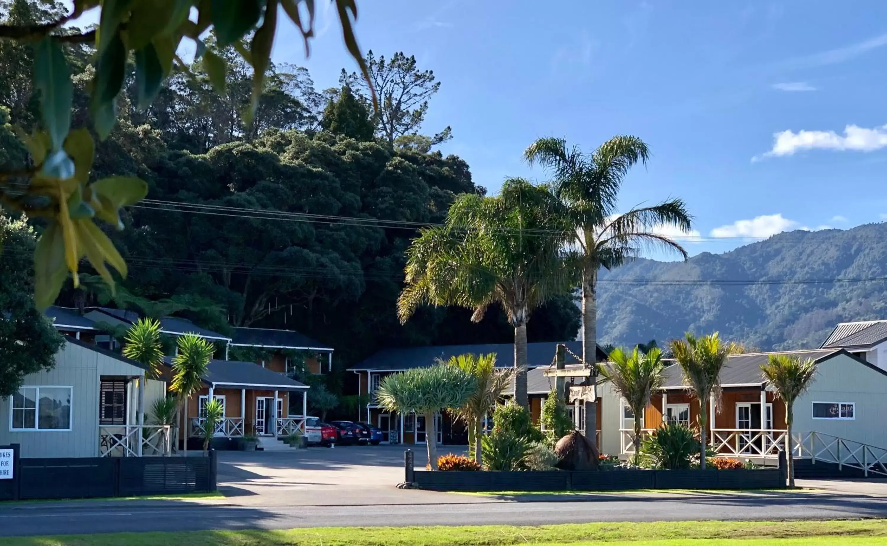 Property Building in Anchor Lodge Motel