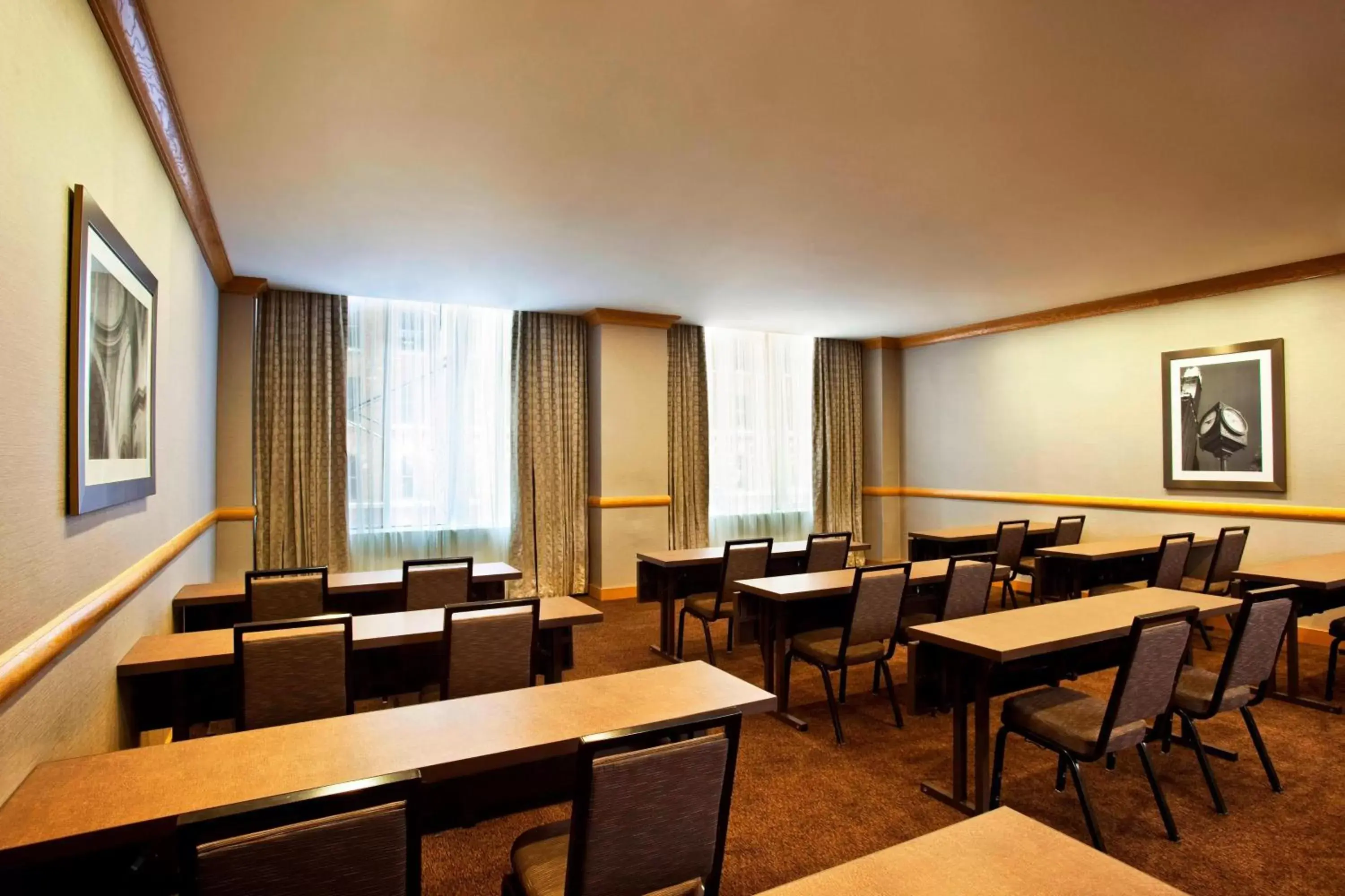 Meeting/conference room, Restaurant/Places to Eat in The Westin New York Grand Central