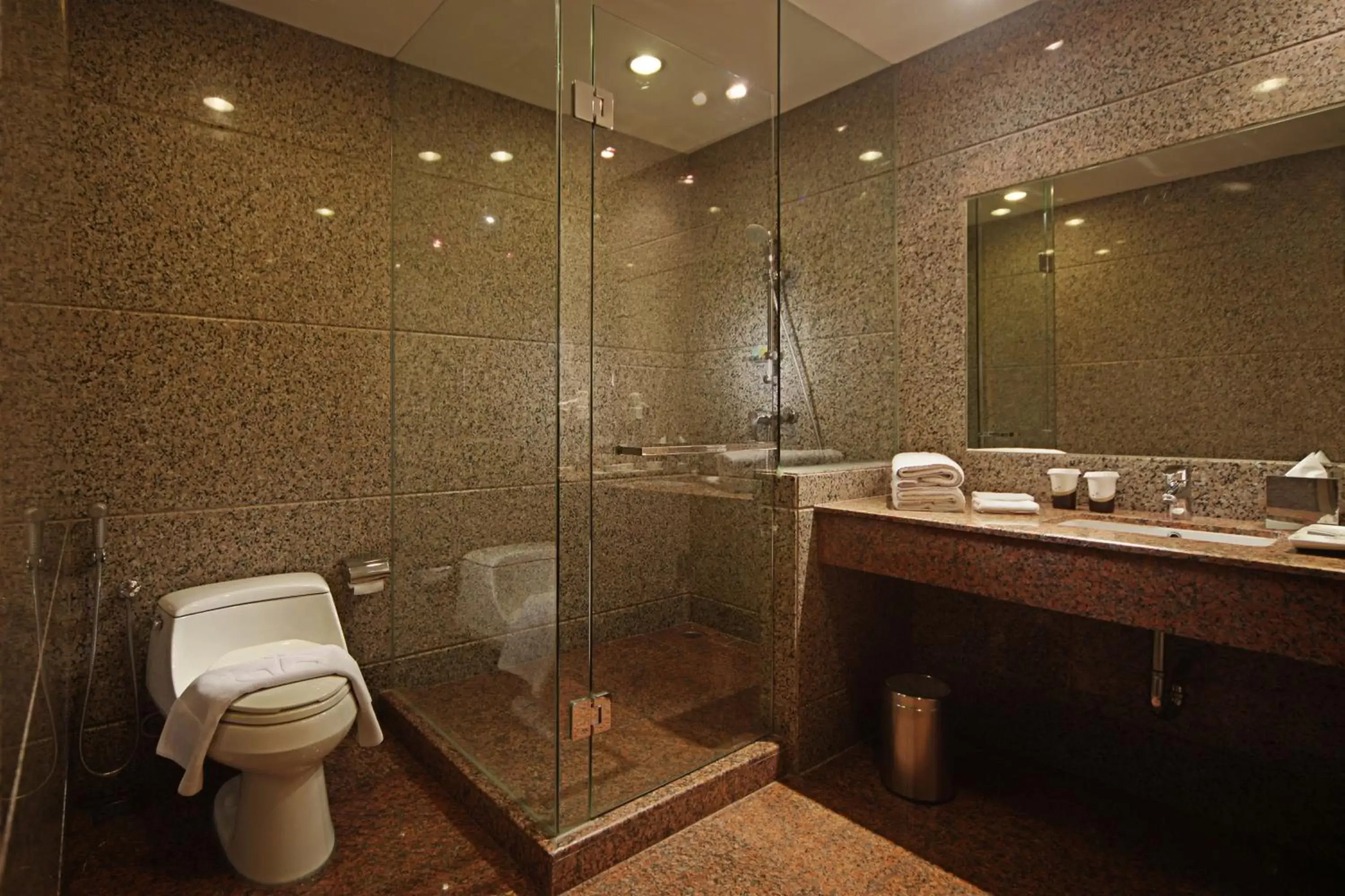 Decorative detail, Bathroom in FM7 Resort Hotel - Jakarta Airport