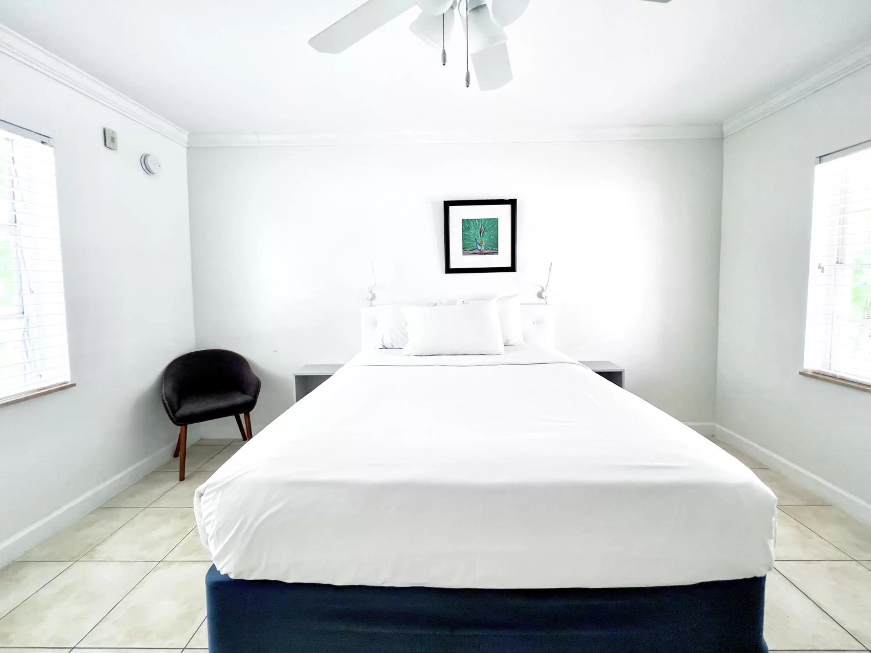 Bed in Tara Hotel A North Beach Village Resort Hotel