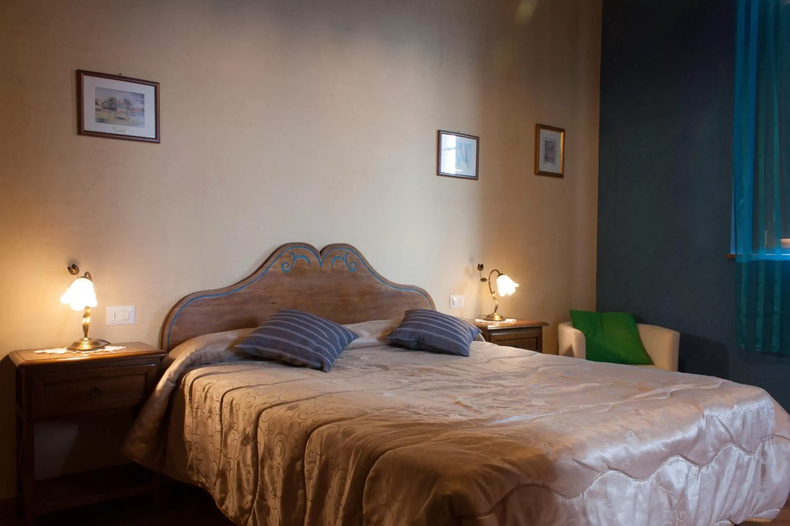 Photo of the whole room, Bed in B&B Le Caselle "Il Baraccotto"