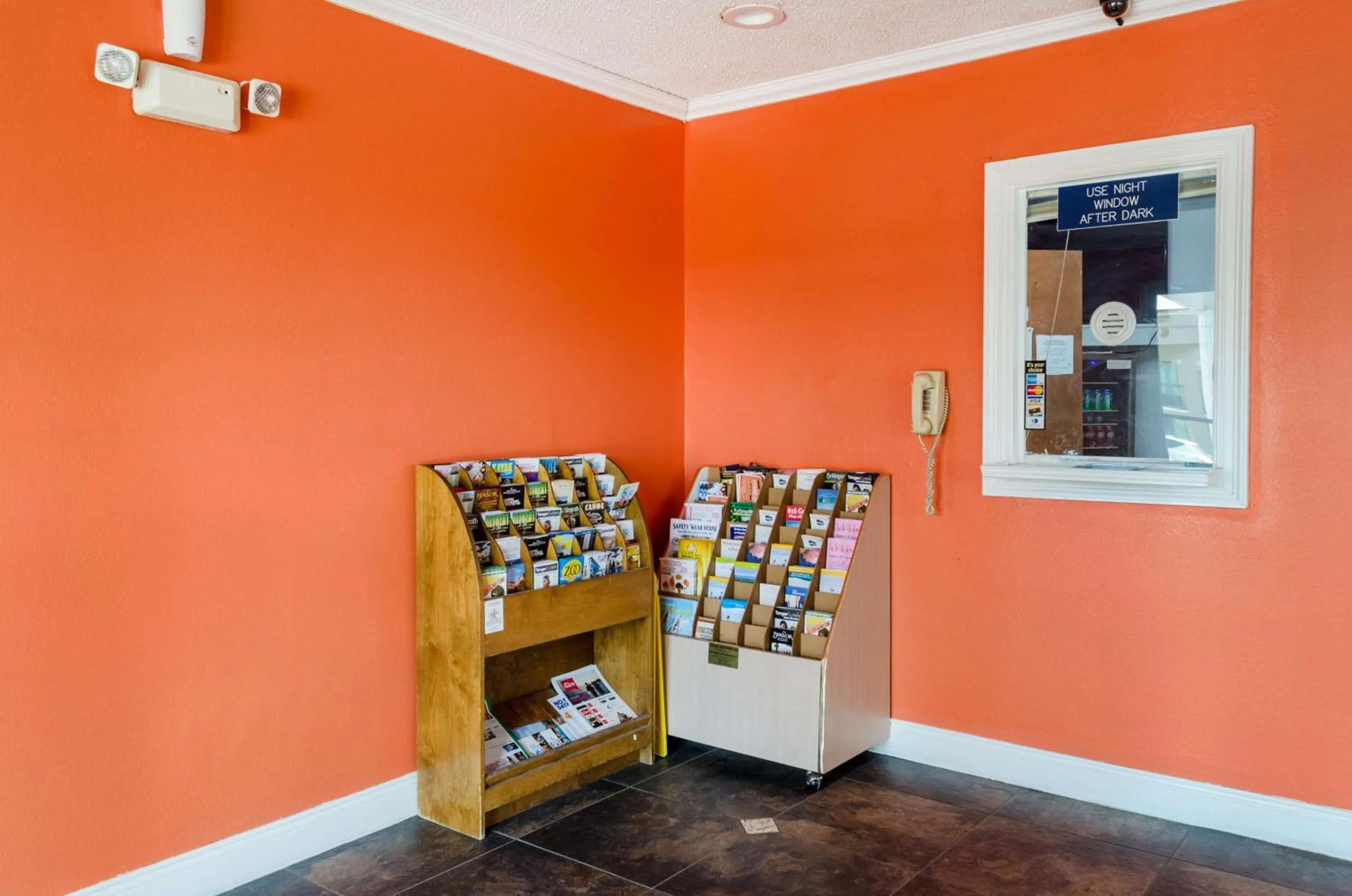 Lobby or reception in Motel 6-Mobile, AL