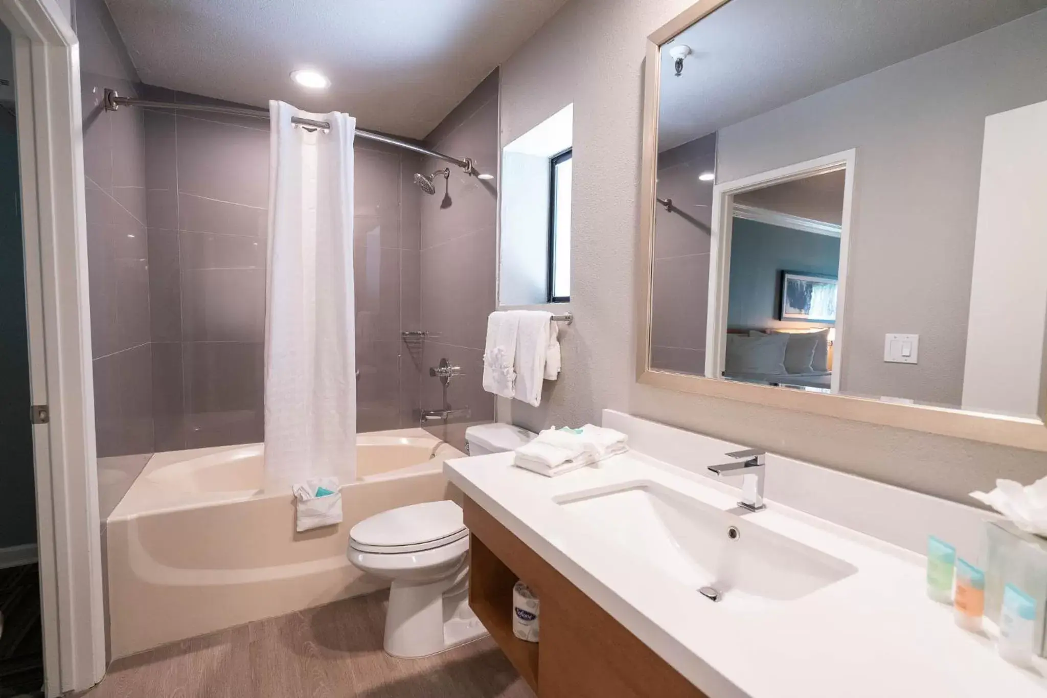 Bathroom in Alexis Park All Suite Resort Bathroom in Alexis Park All Suite Resort