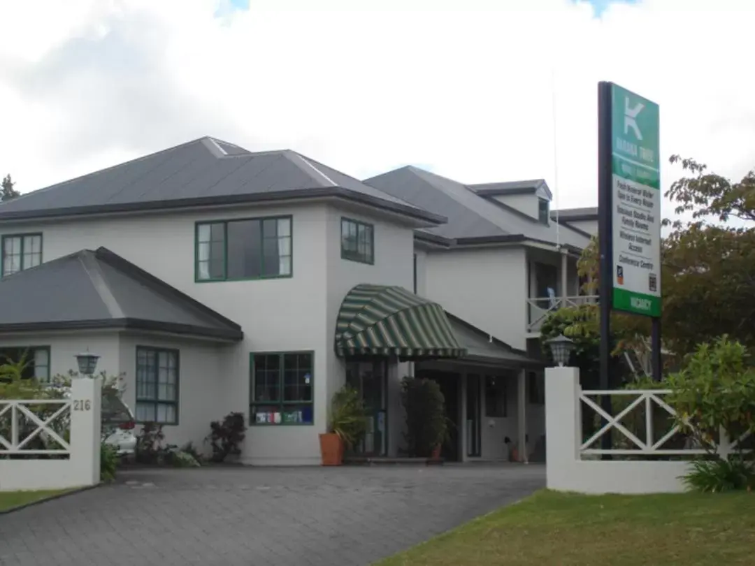 Facade/entrance, Property Building in Karaka Tree Motel