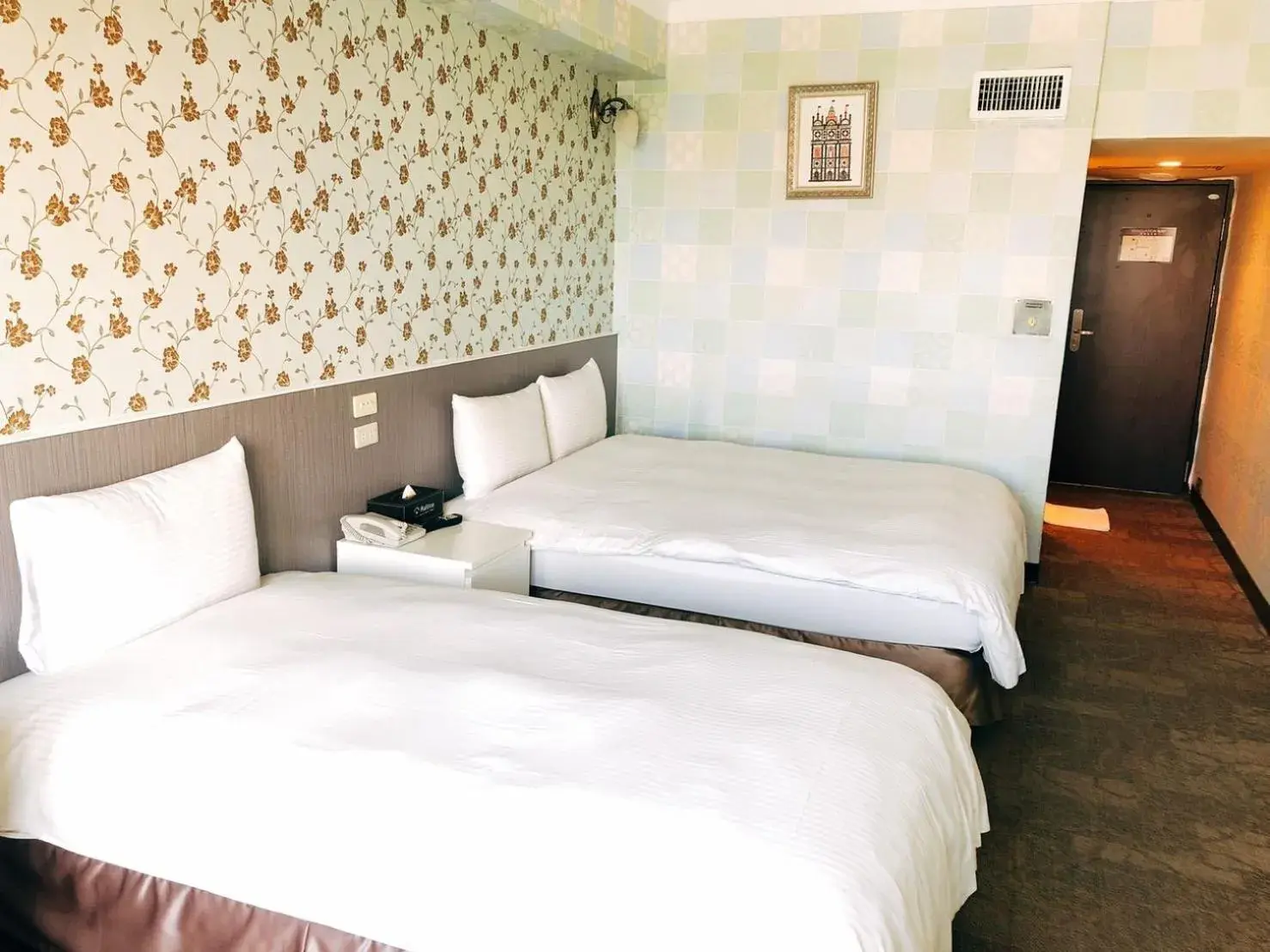 Bed in Ximen Relite Hotel