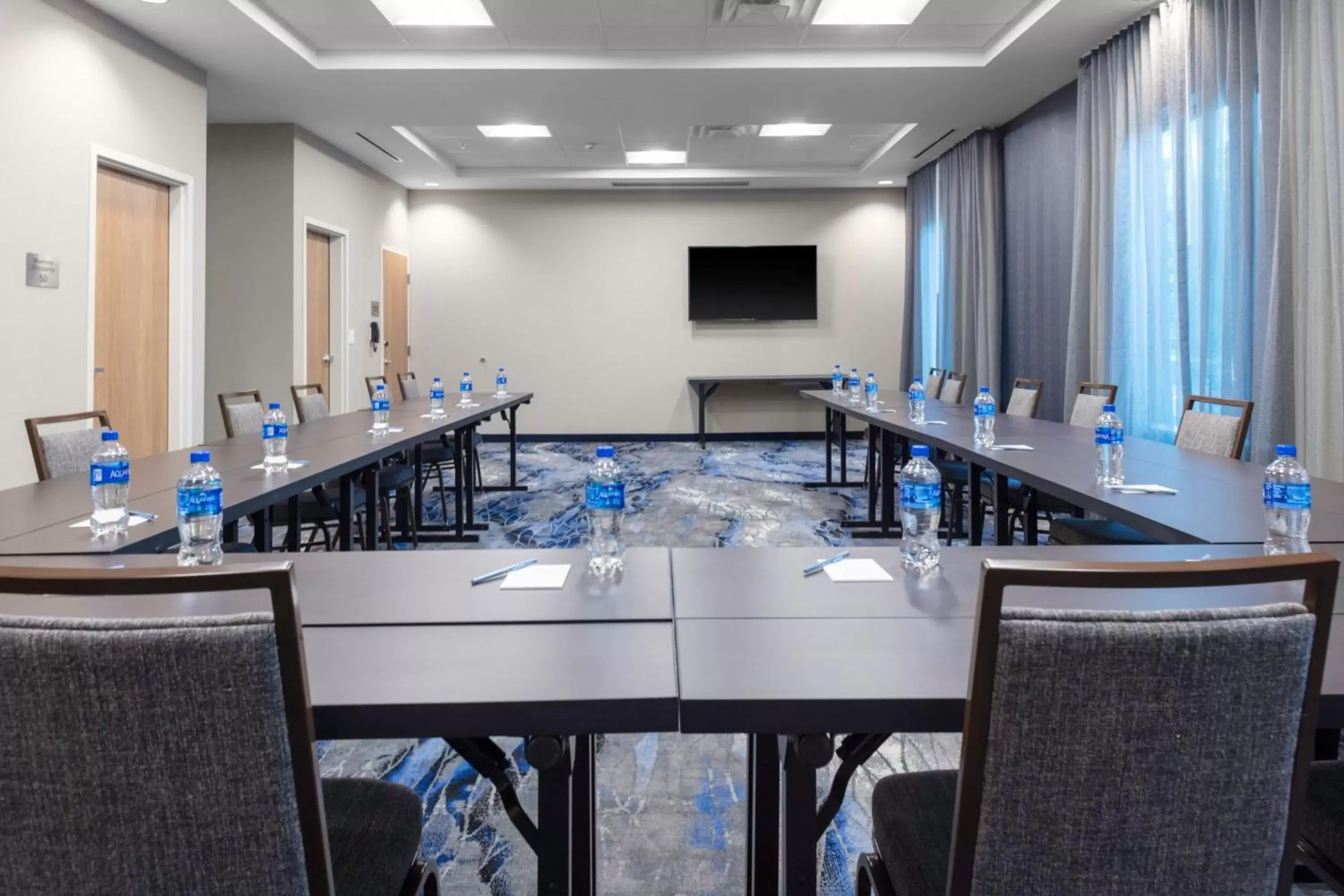 Meeting/conference room in Fairfield Inn & Suites by Marriott Atlanta Marietta