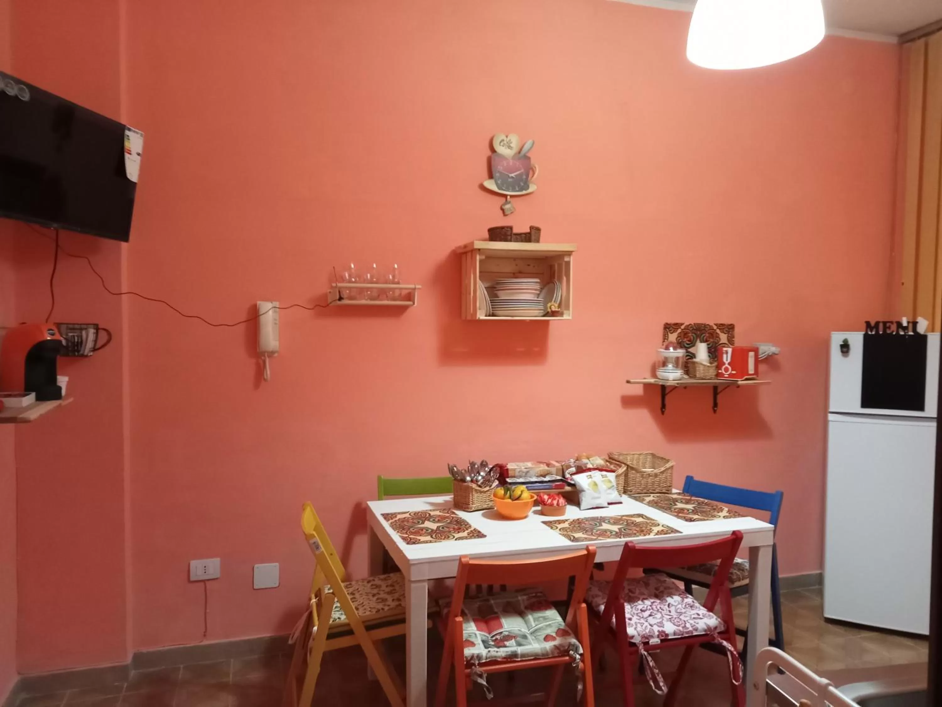 TV and multimedia in La Terrazza di Monica & Teresa