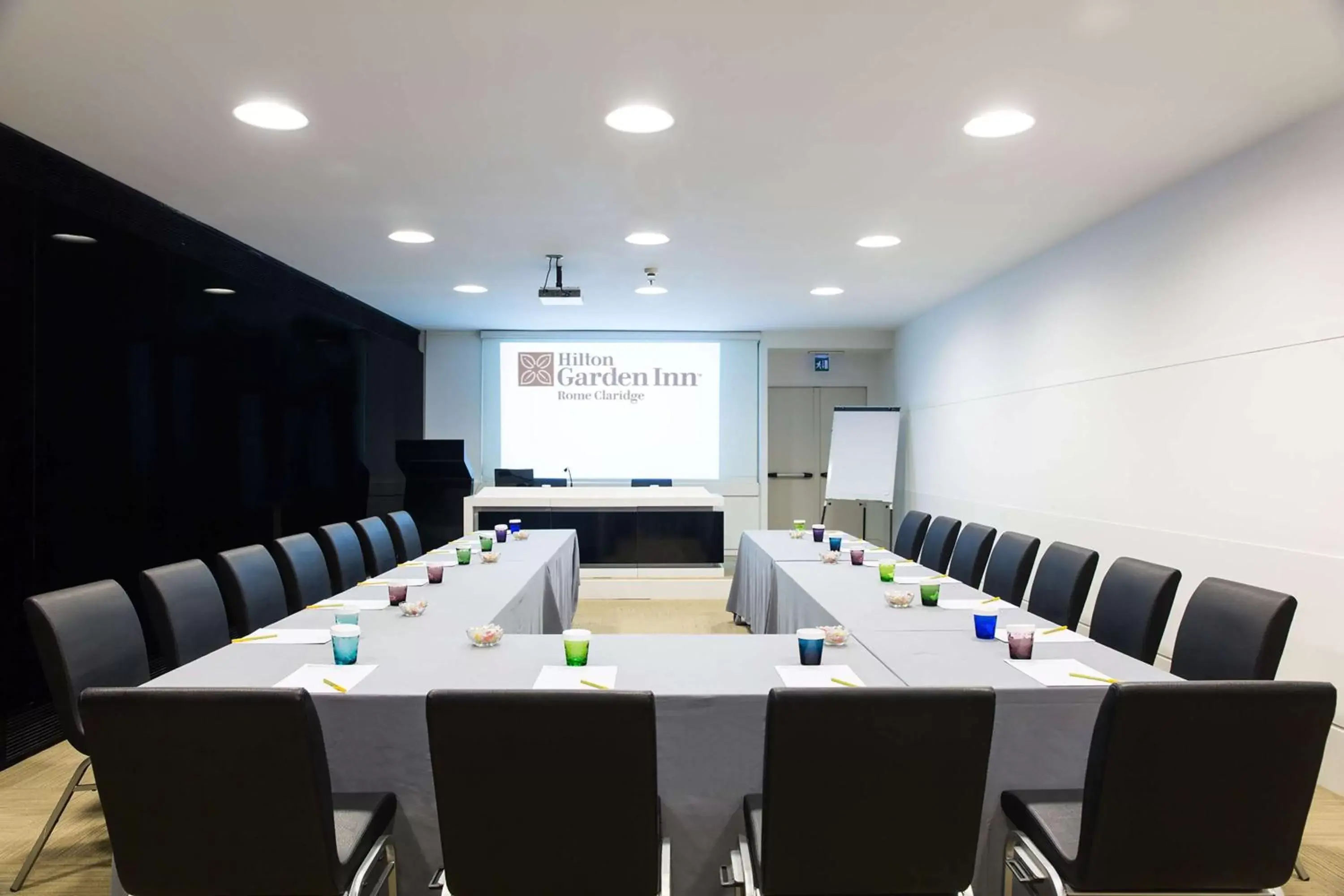 Meeting/conference room in Hilton Garden Inn Rome Claridge