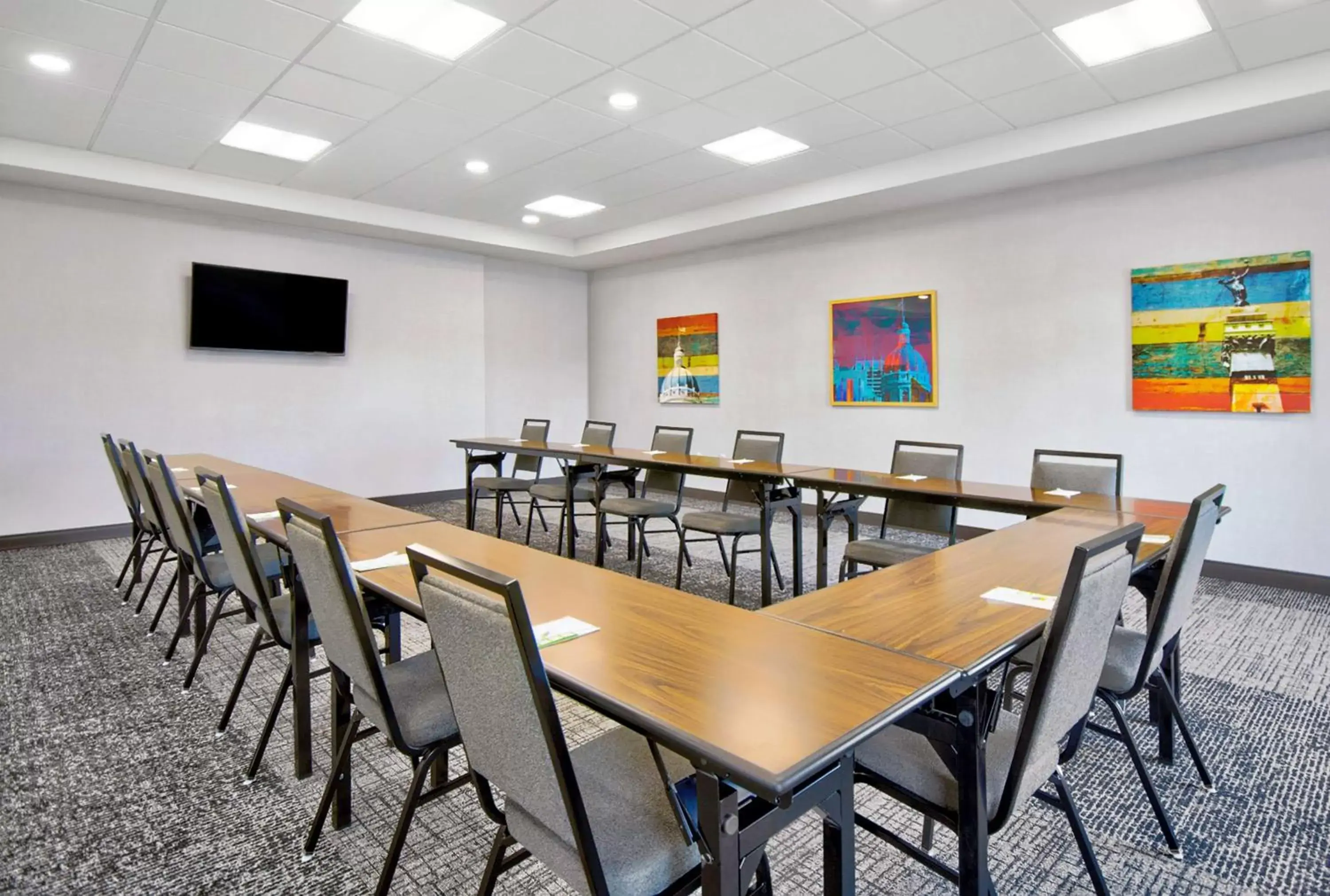 Meeting/conference room in Home2 Suites By Hilton Whitestown Indianapolis Nw
