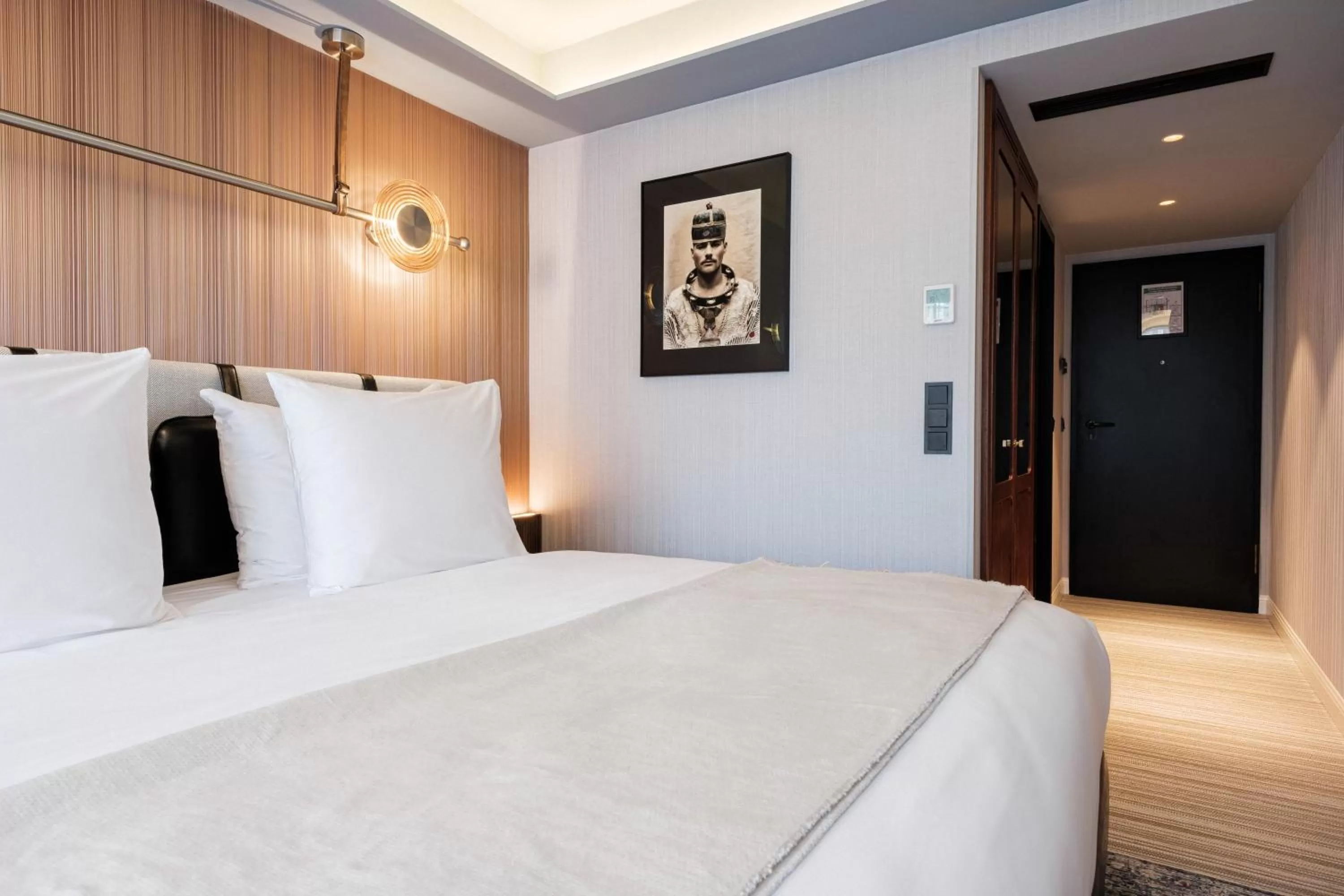 M - Twin in MUZE Hotel Dusseldorf - Handwritten Collection