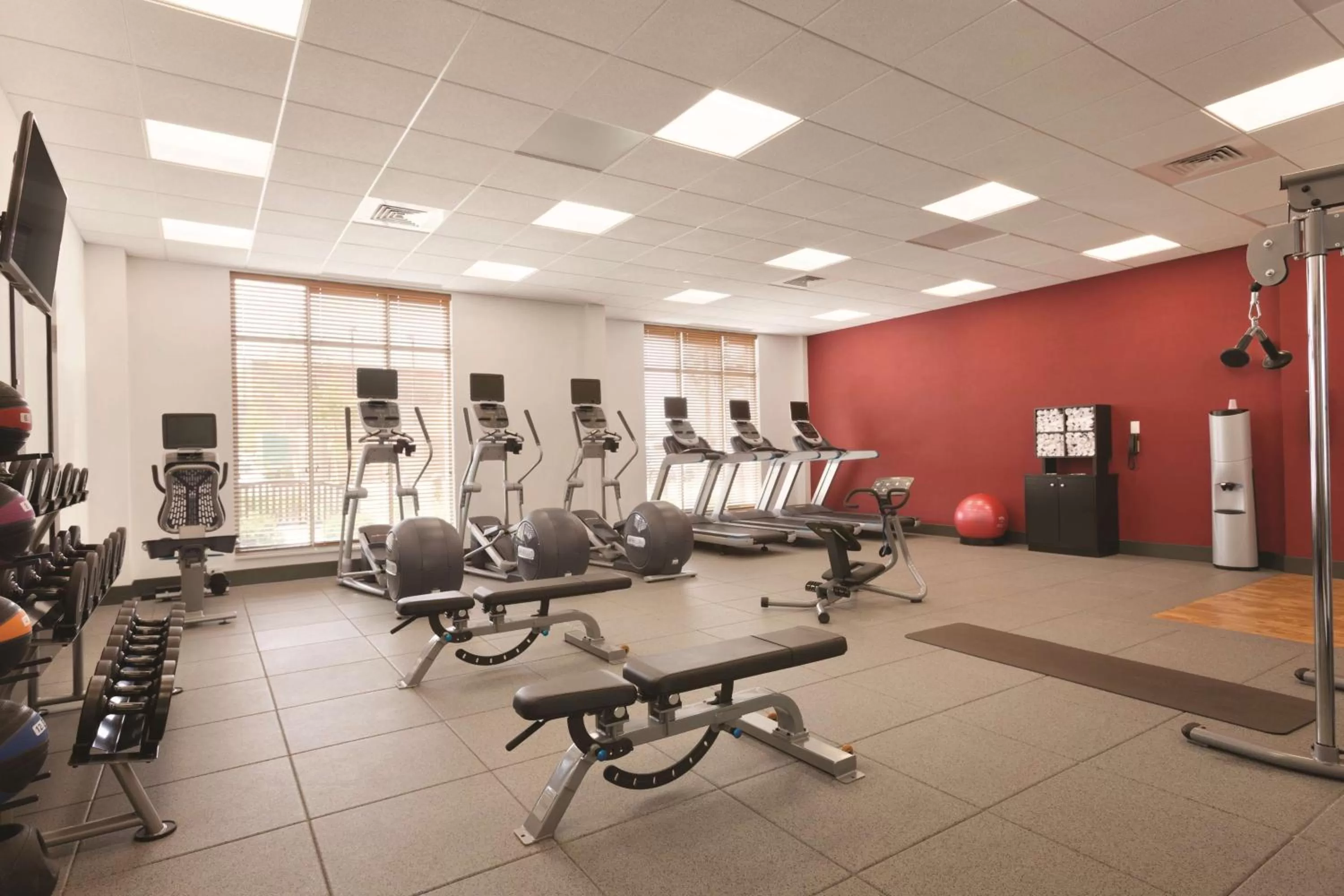 Fitness centre/facilities in Hilton Garden Inn Boston Logan Airport
