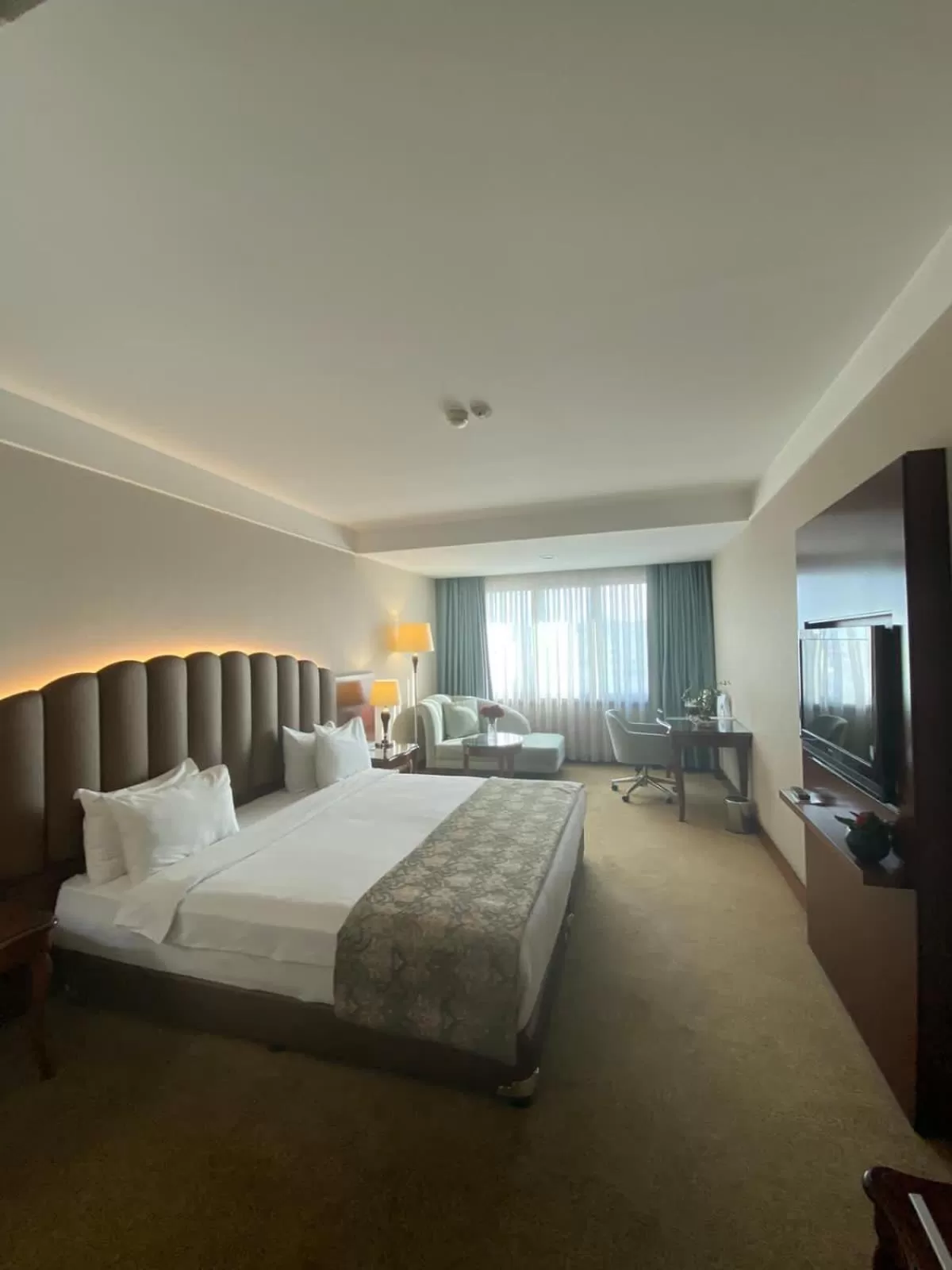 Bed in Ramada Plaza Altin Kayisi Hotel