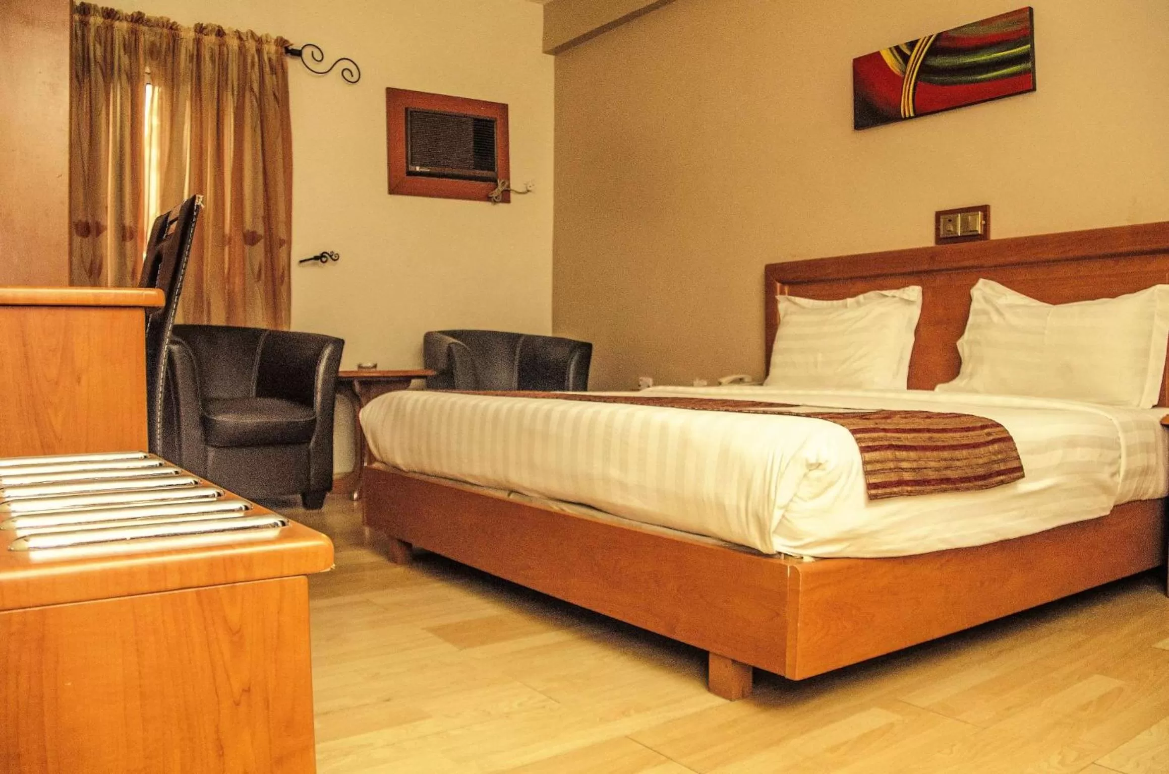 TV and multimedia, Bed in Hotel Rosebud