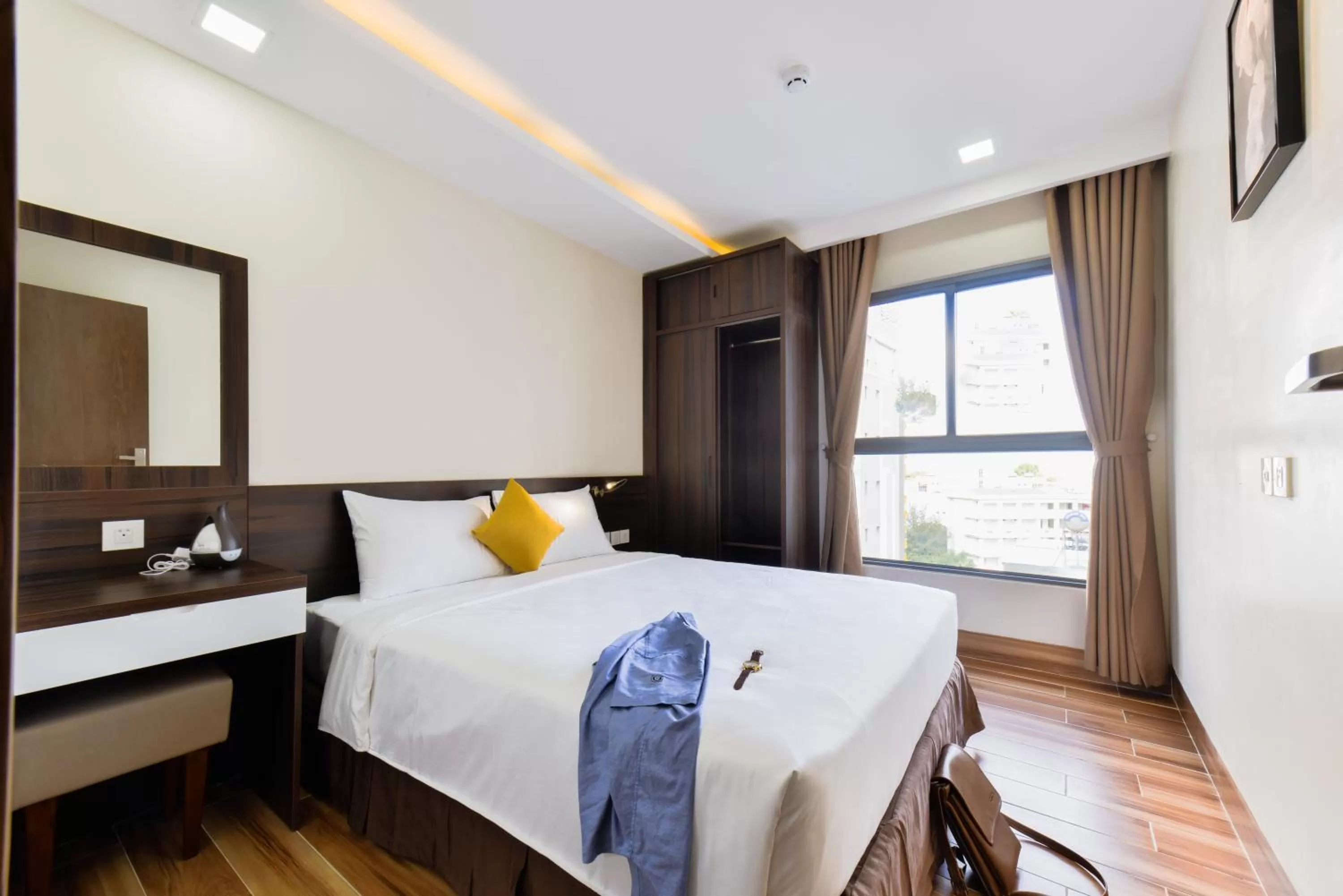 Photo of the whole room, Bed in Yen Vang Hotel & Apartment Nha Trang