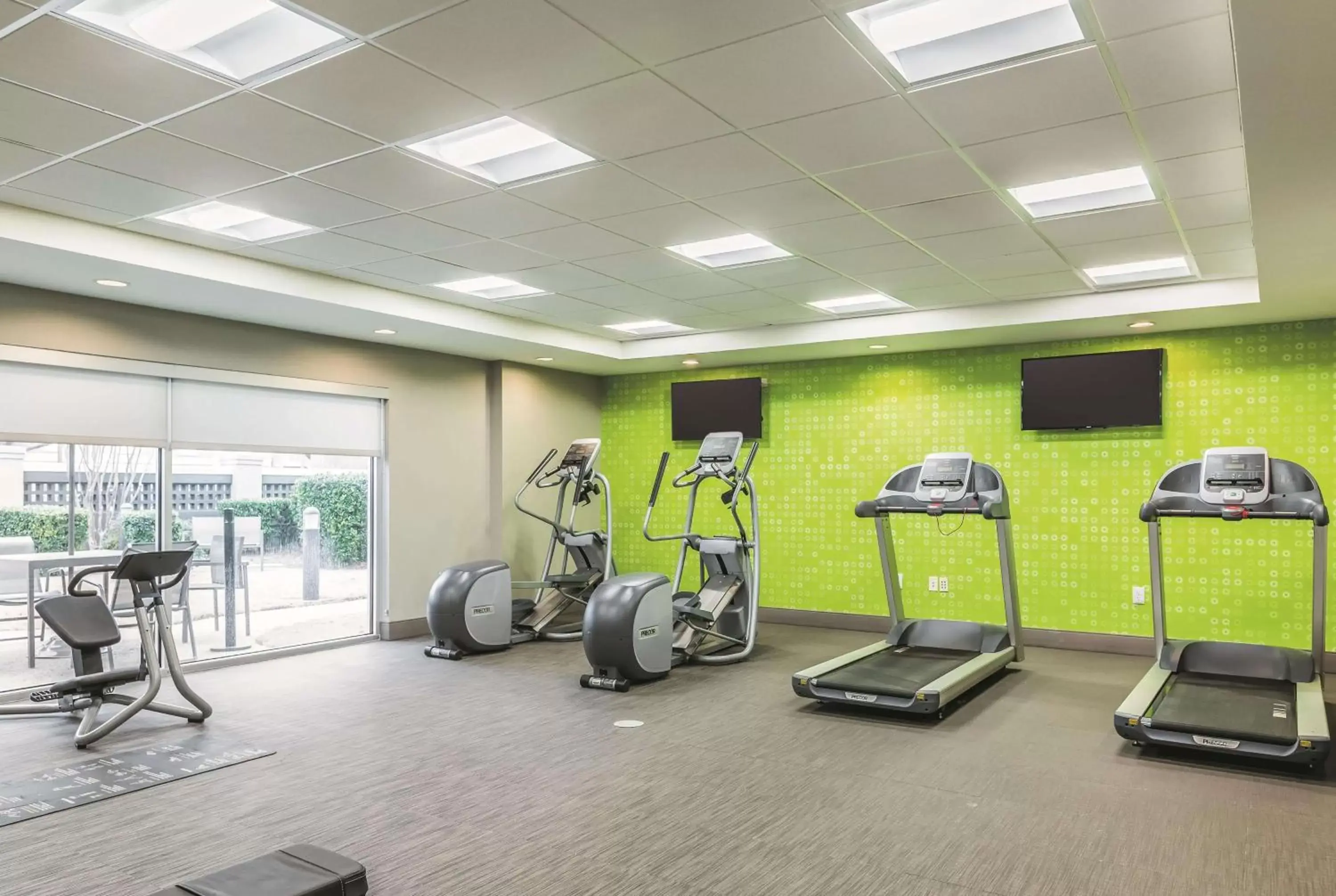 Fitness centre/facilities, Fitness Center/Facilities in La Quinta by Wyndham Dallas Plano West