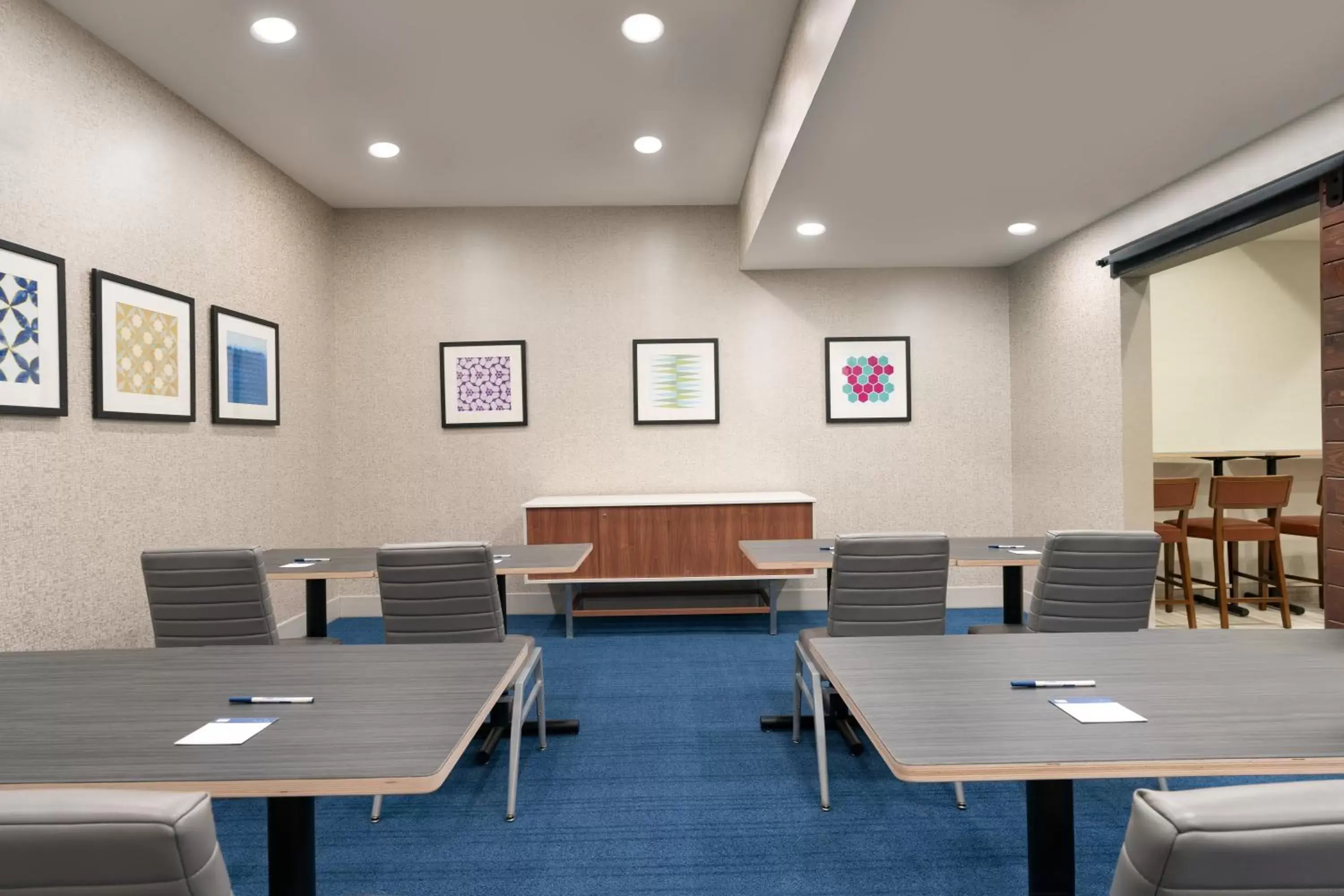 Meeting/conference room in Holiday Inn Express - Jamaica - JFK AirTrain - NYC, an IHG Hotel