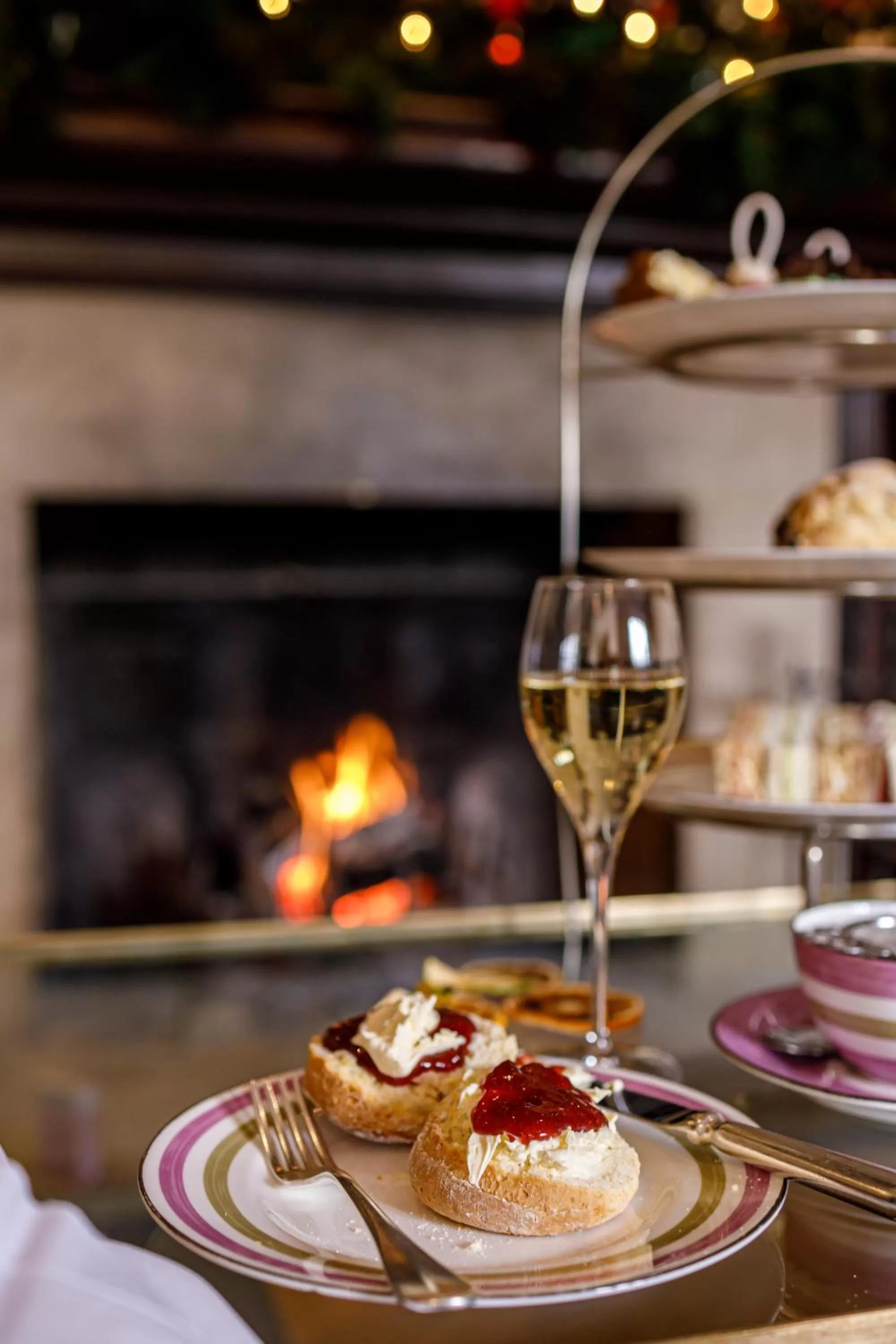 Dining area in Great Fosters - Near Windsor