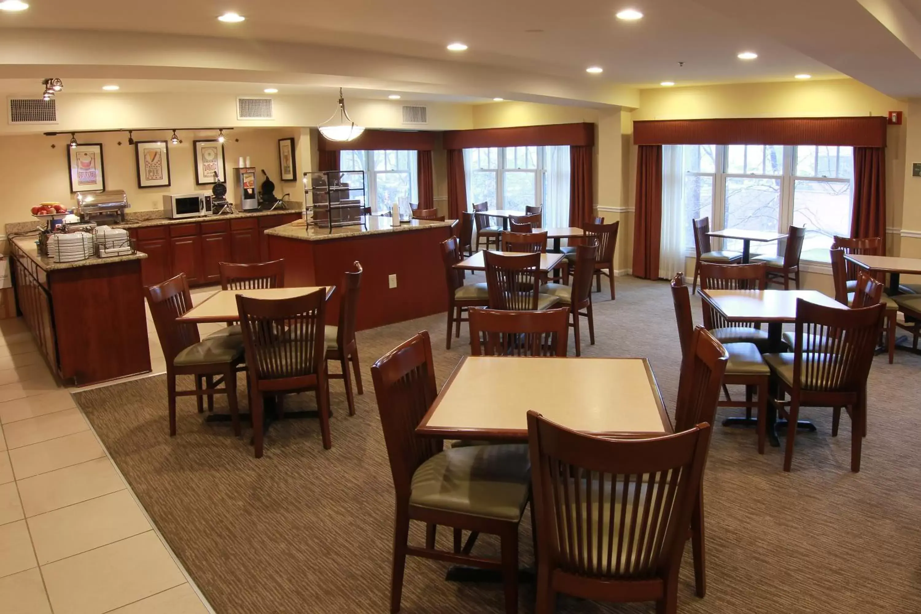 Restaurant/places to eat in Country Inn & Suites by Radisson, Annapolis, MD