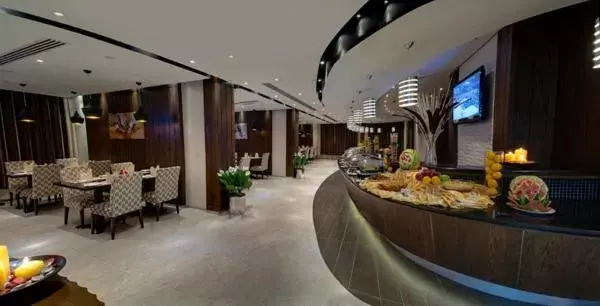 Restaurant/Places to Eat in City Tower Hotel