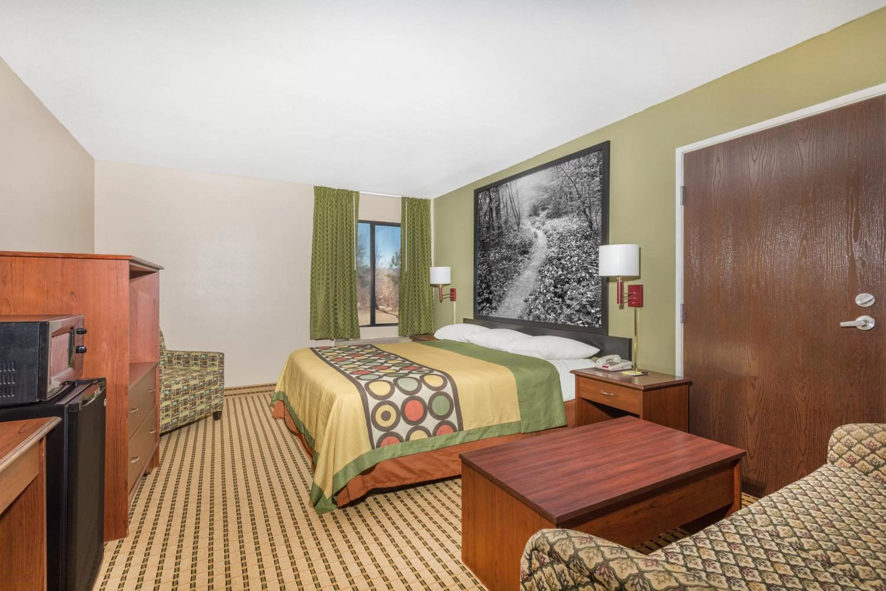 Bed in Super 8 by Wyndham Dawsonville