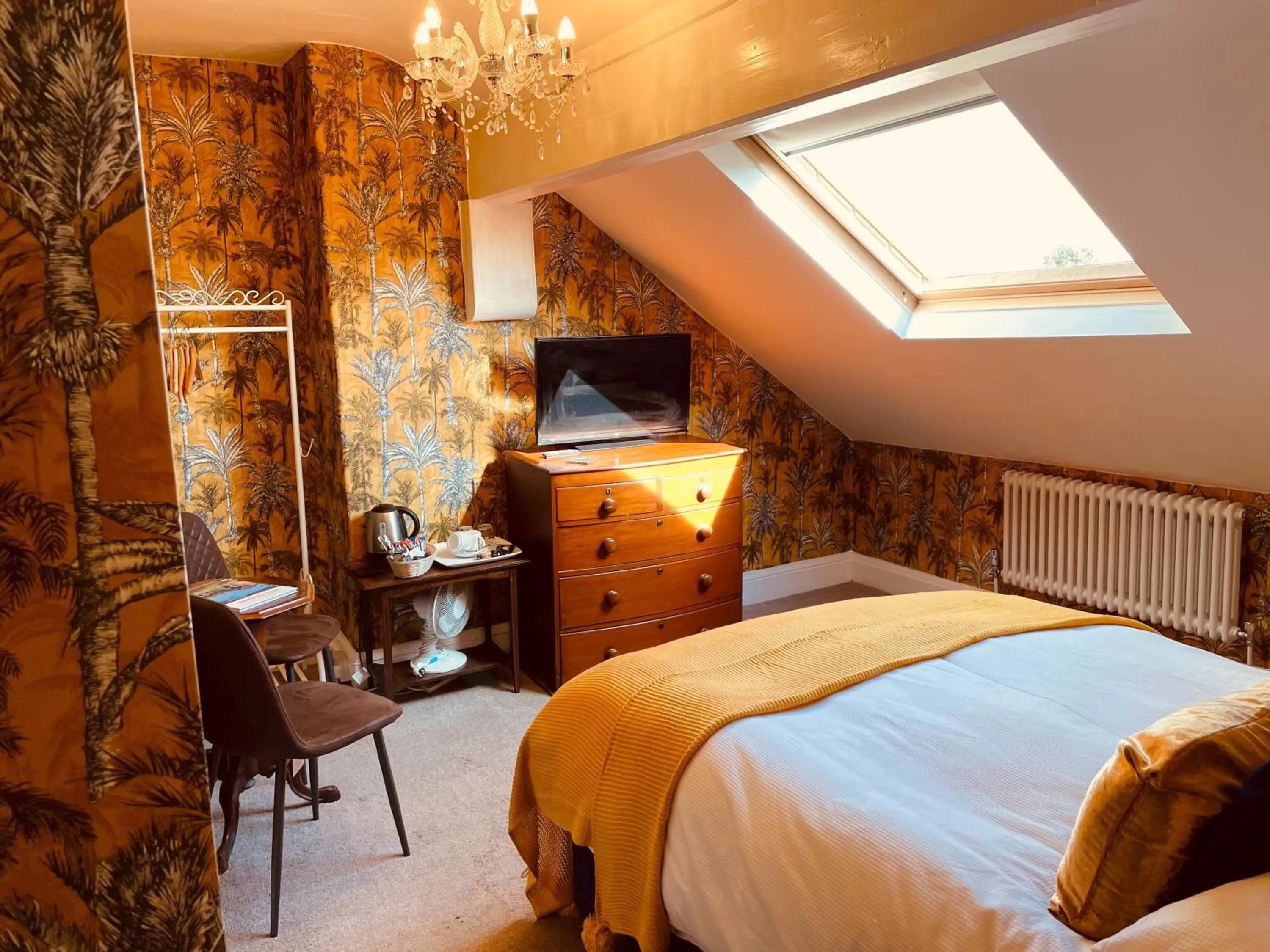 Bed in The Old Registry guest house