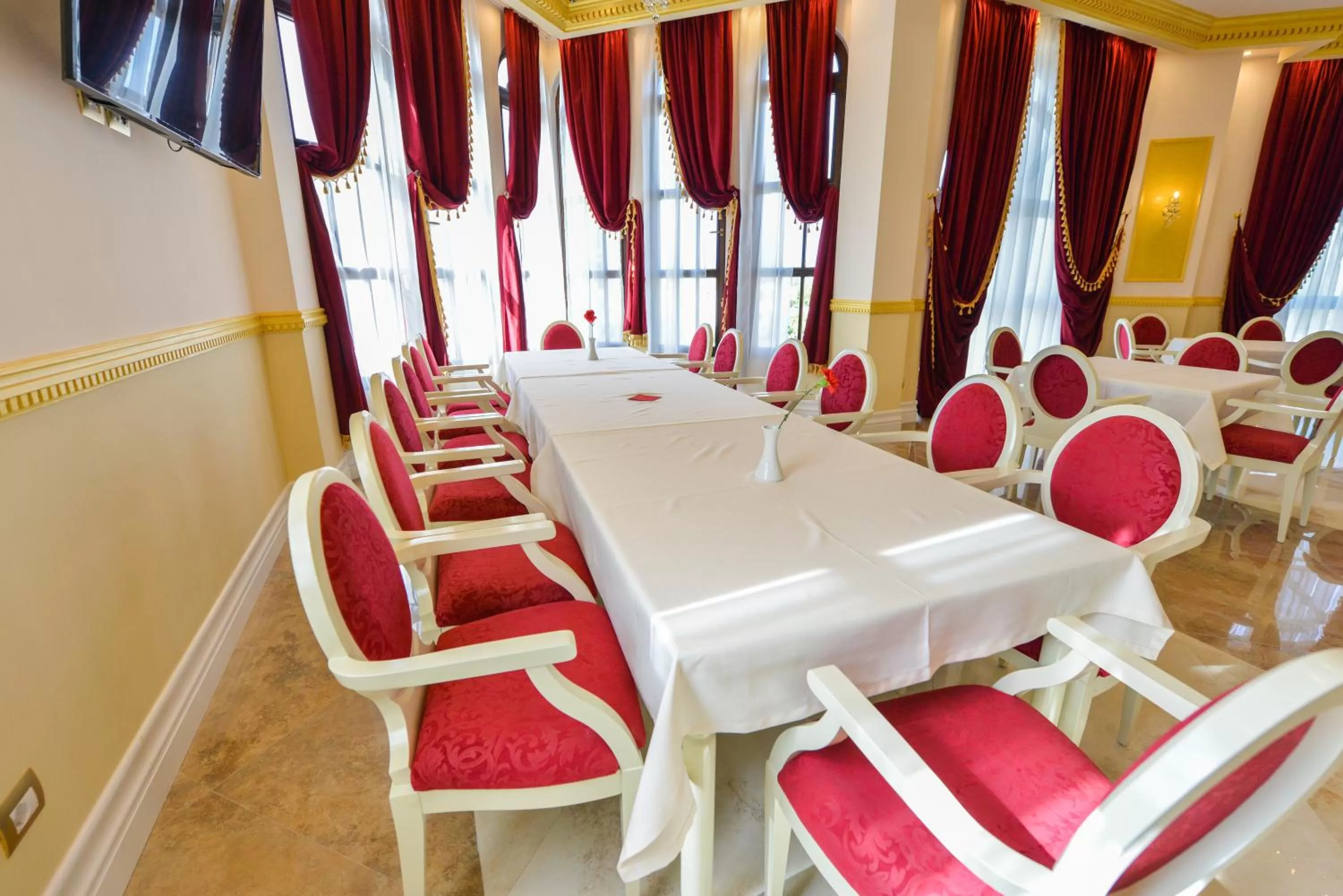 Restaurant/places to eat in Luani ARTE