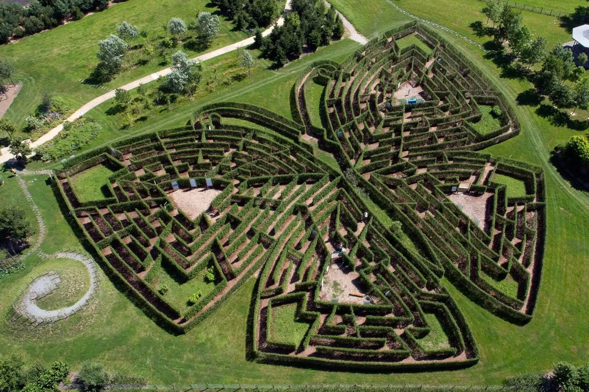 Nearby landmark, Bird's-eye View in Ibis Brive Centre