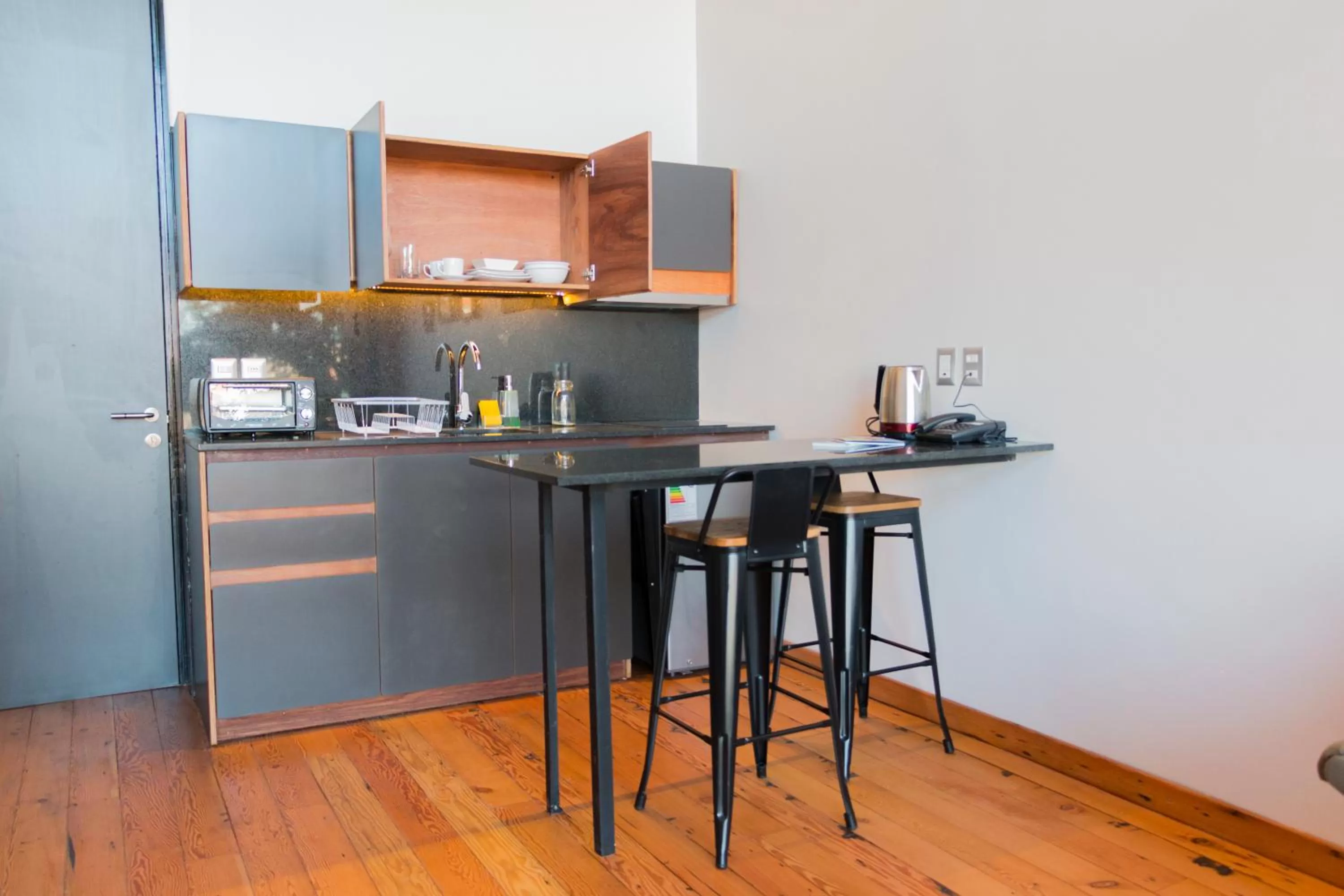 Kitchen or kitchenette in Augusta Hotel